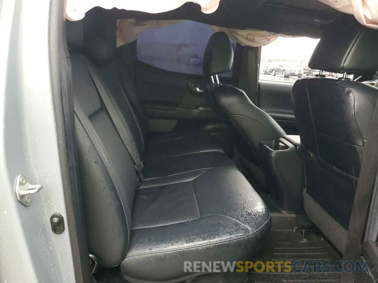 10 fotografías del automóvil dañado 3TMDZ5BN5MM098717 TOYOTA TACOMA 2021