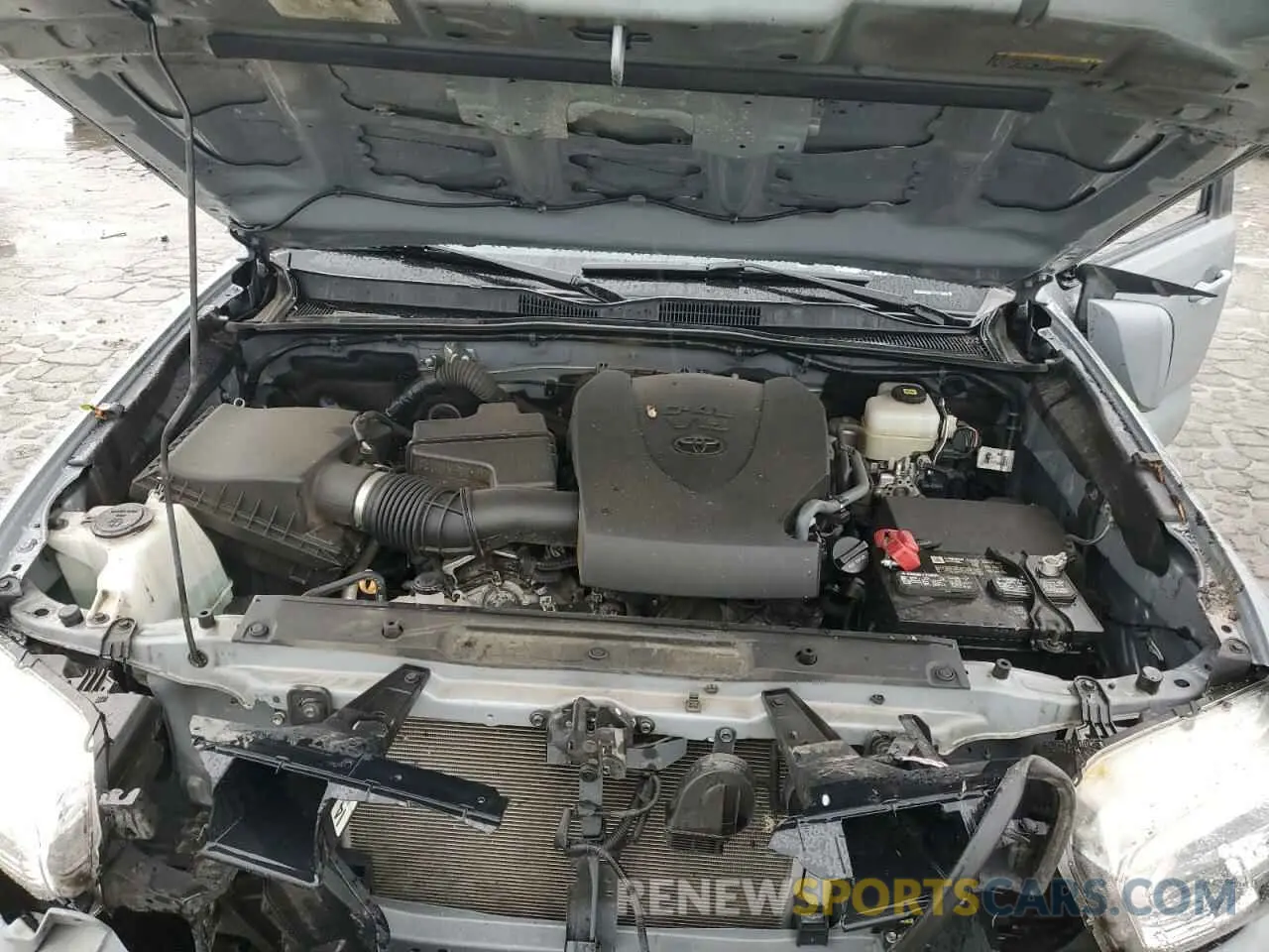 11 fotografías del automóvil dañado 3TMDZ5BN5MM098717 TOYOTA TACOMA 2021