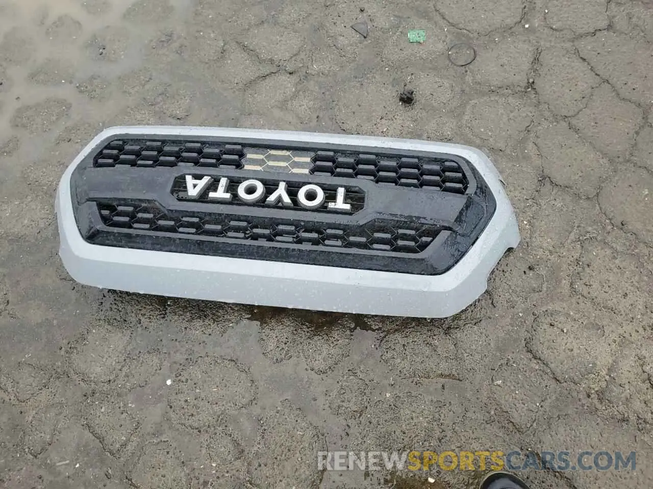 12 fotografías del automóvil dañado 3TMDZ5BN5MM098717 TOYOTA TACOMA 2021