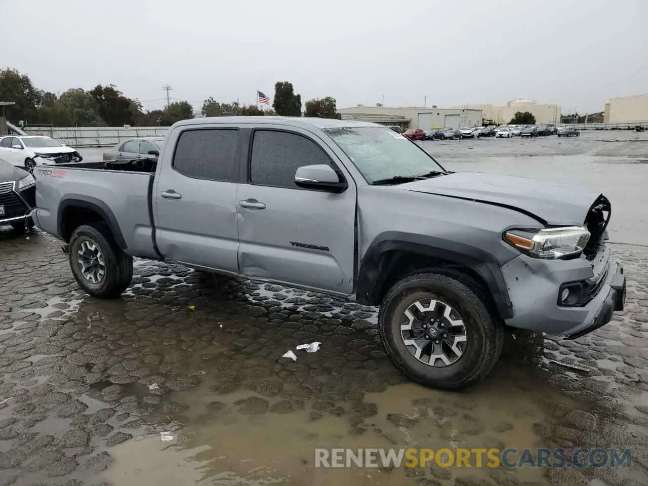 4 fotografías del automóvil dañado 3TMDZ5BN5MM098717 TOYOTA TACOMA 2021
