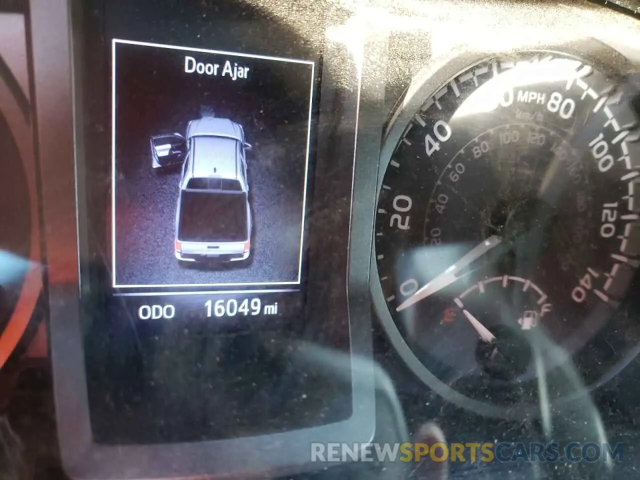 8 fotografías del automóvil dañado 3TMDZ5BN5MM103429 TOYOTA TACOMA 2021
