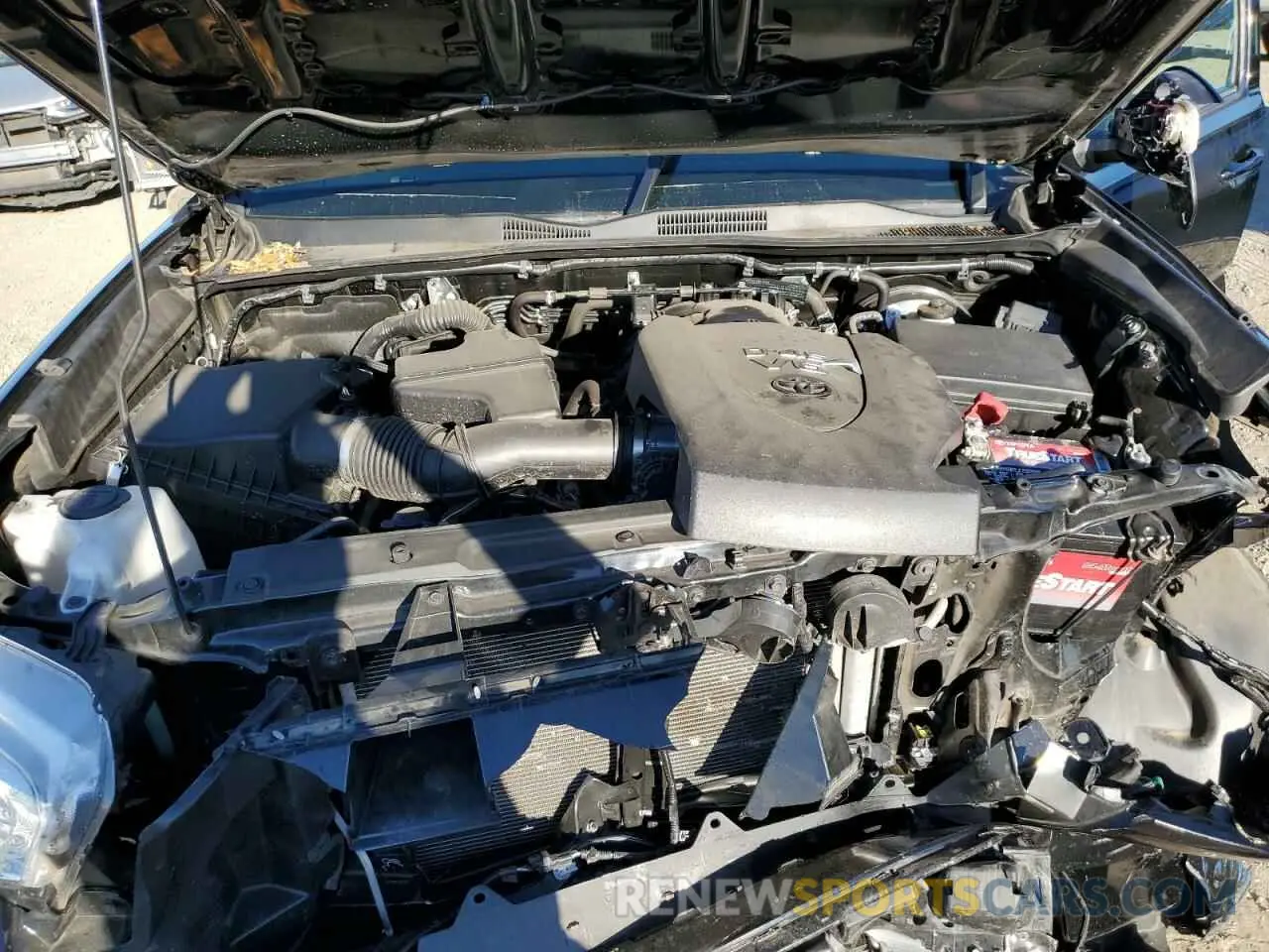 11 fotografías del automóvil dañado 3TMDZ5BN5MM107738 TOYOTA TACOMA 2021