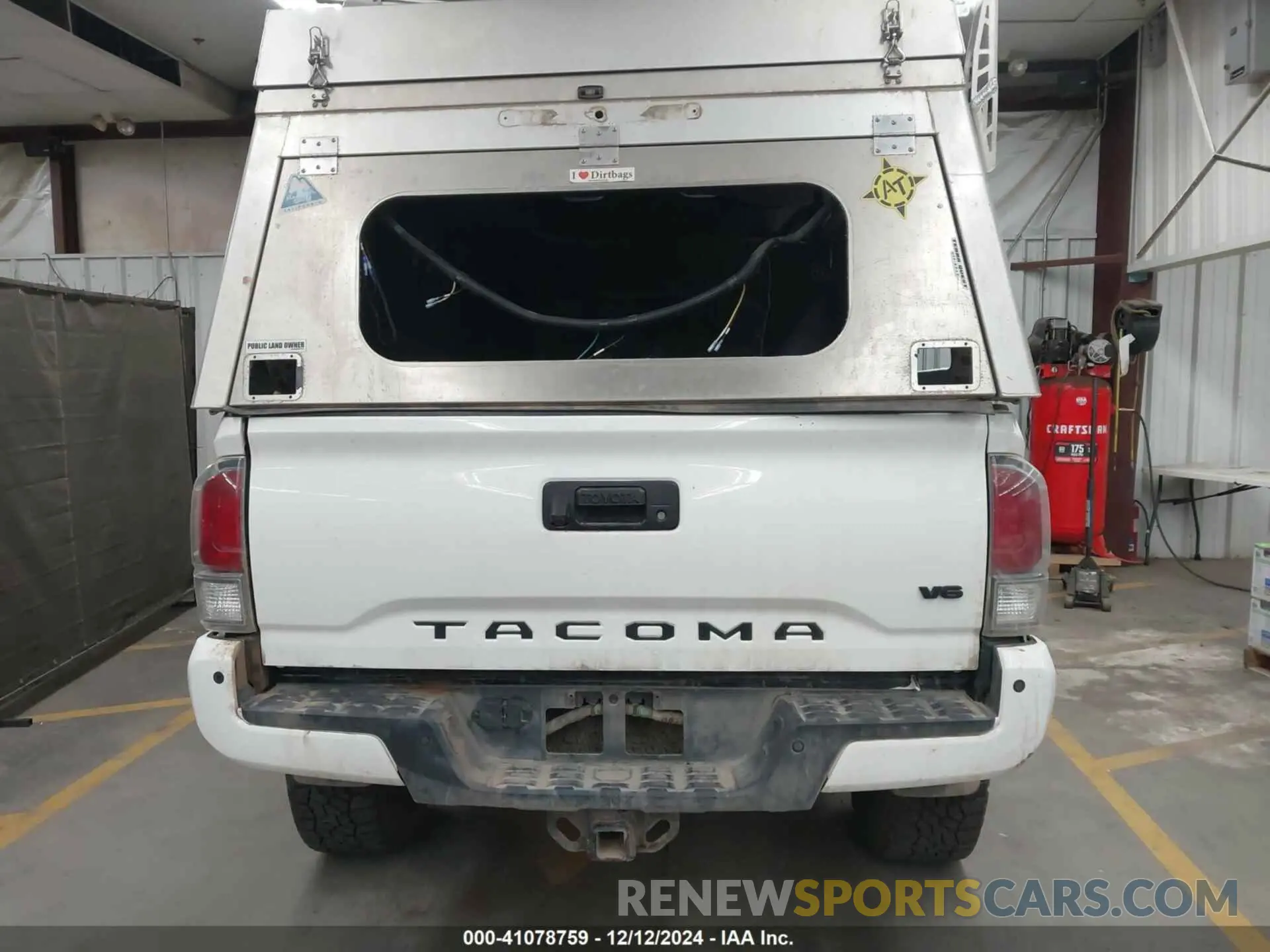 16 fotografías del automóvil dañado 3TMDZ5BN5MM108615 TOYOTA TACOMA 2021