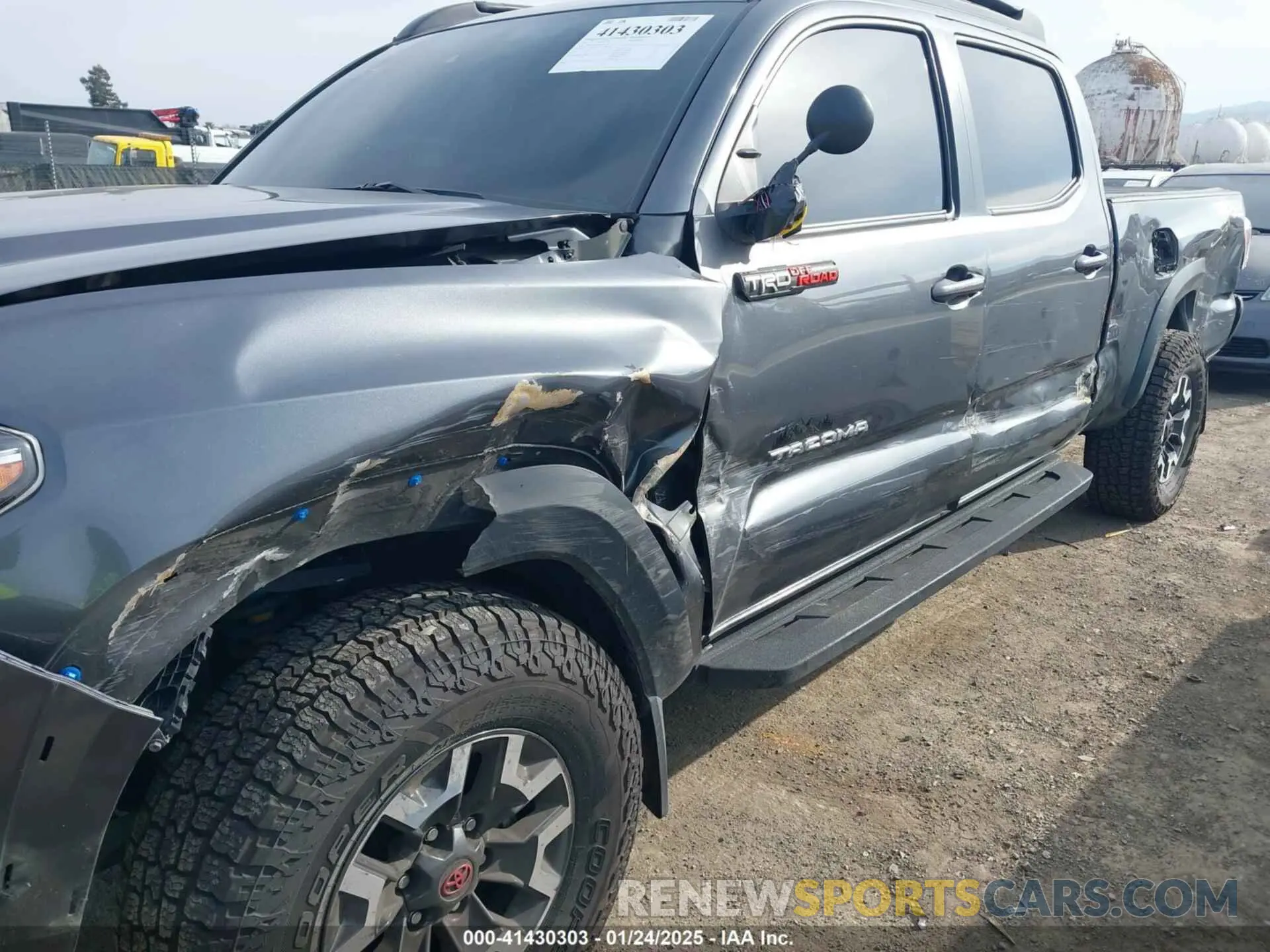 6 fotografías del automóvil dañado 3TMDZ5BN5MM110218 TOYOTA TACOMA 2021