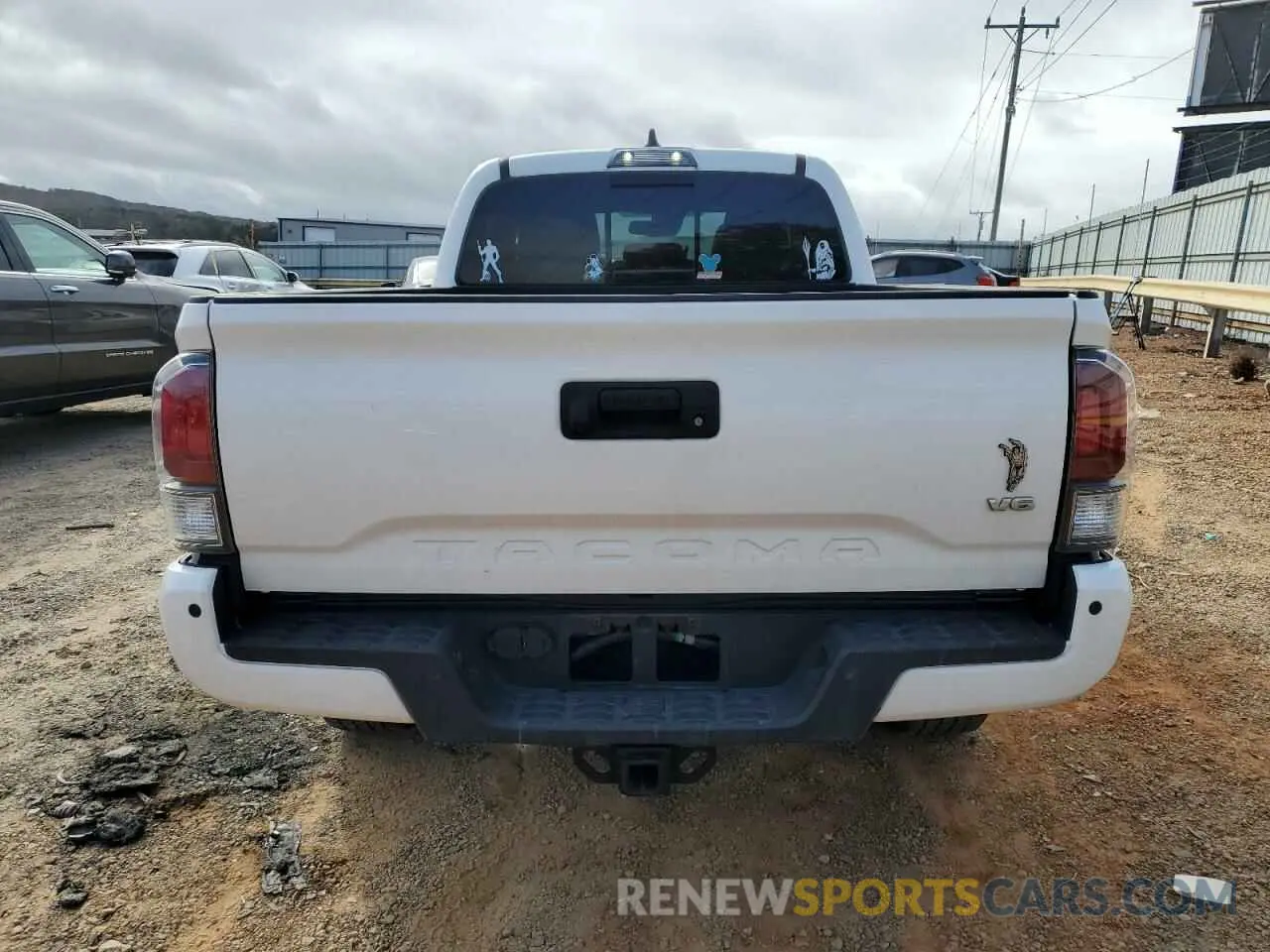 6 fotografías del automóvil dañado 3TMDZ5BN6MM102614 TOYOTA TACOMA 2021