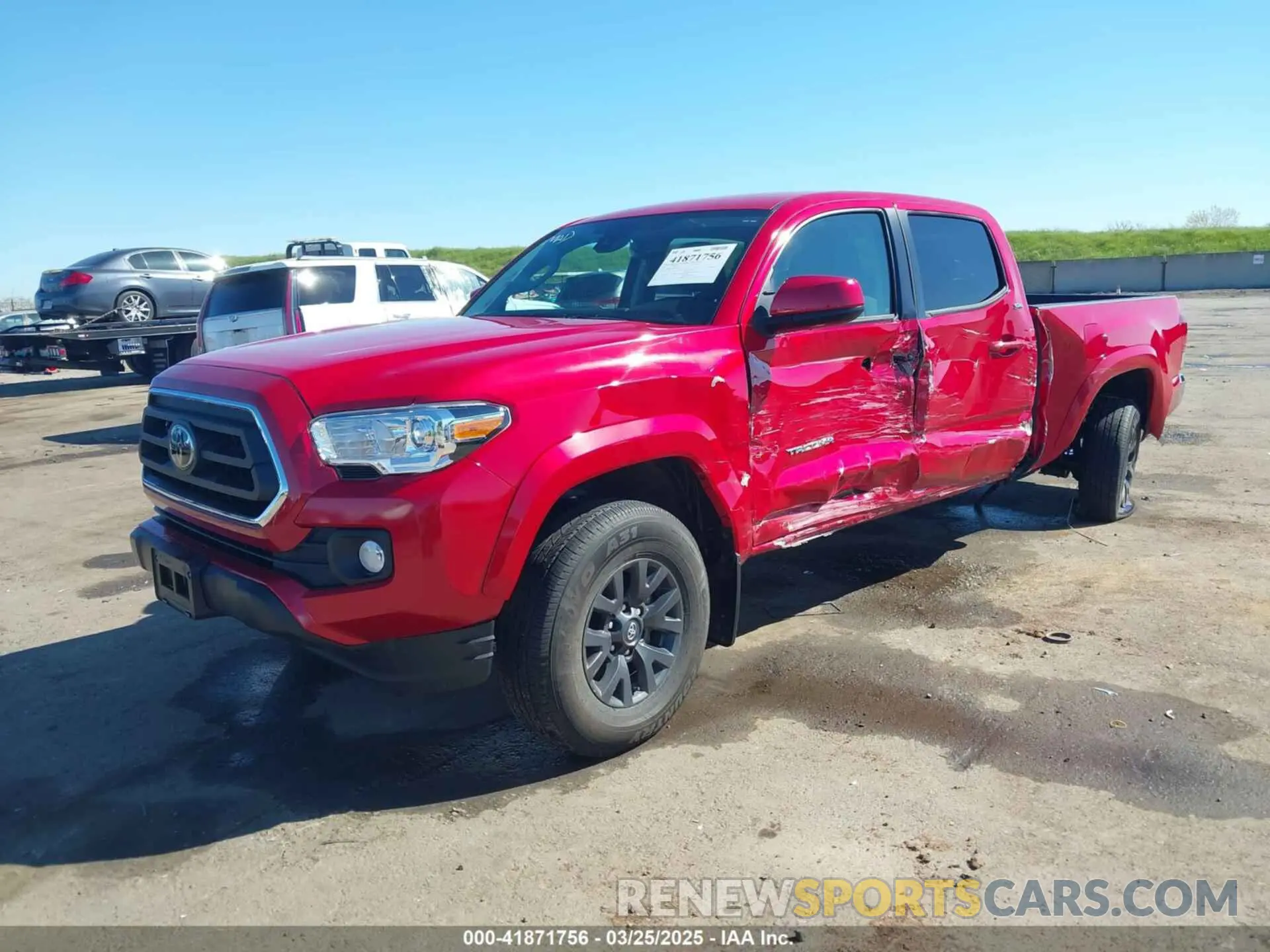 2 fotografías del automóvil dañado 3TMDZ5BN7MM110656 TOYOTA TACOMA 2021