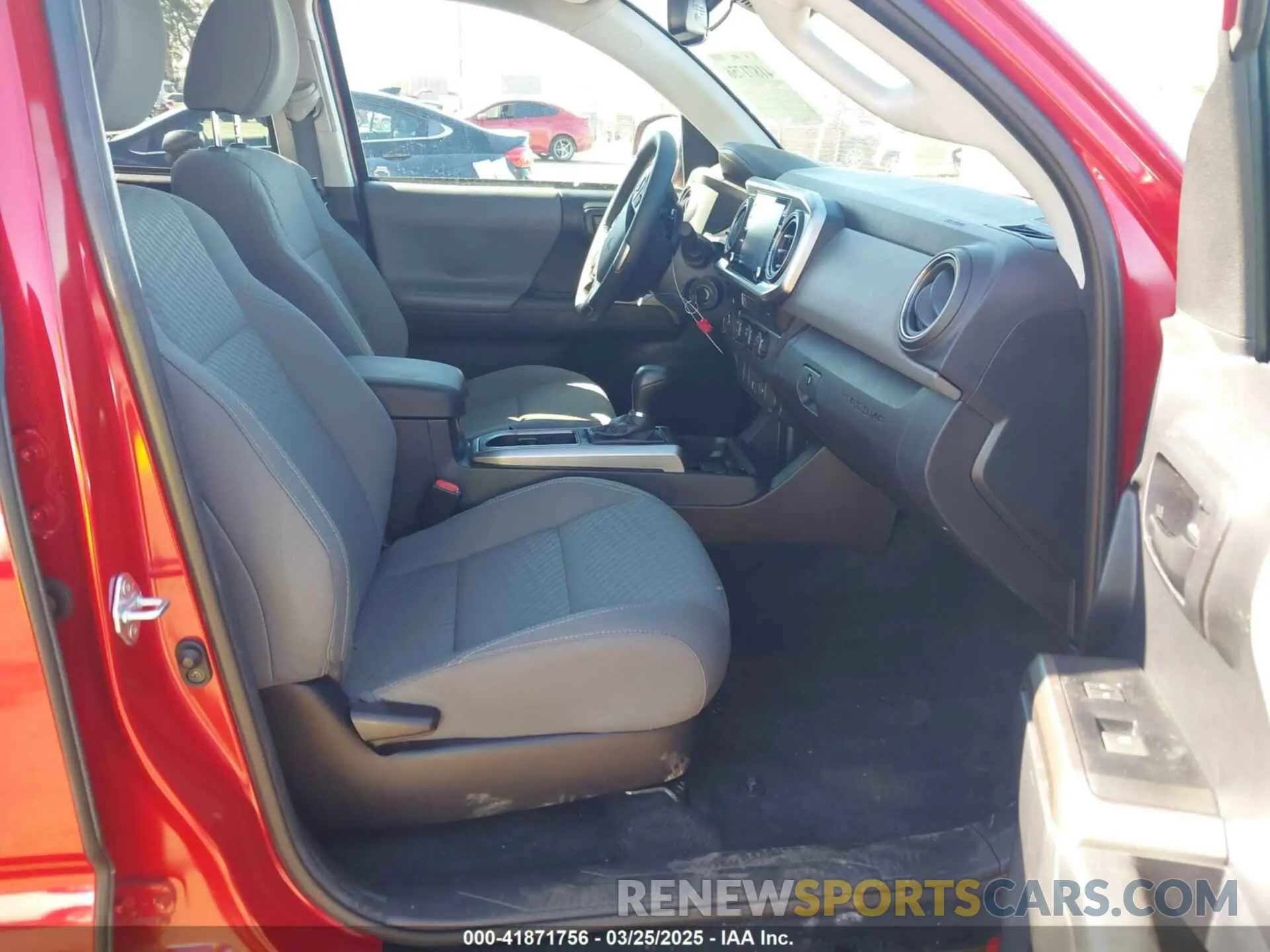 5 fotografías del automóvil dañado 3TMDZ5BN7MM110656 TOYOTA TACOMA 2021