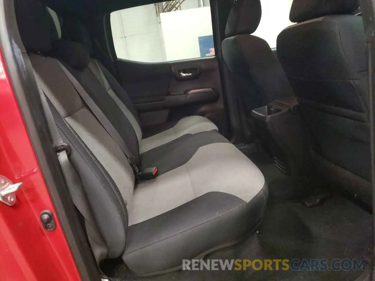 10 fotografías del automóvil dañado 3TMDZ5BN7MM114285 TOYOTA TACOMA 2021