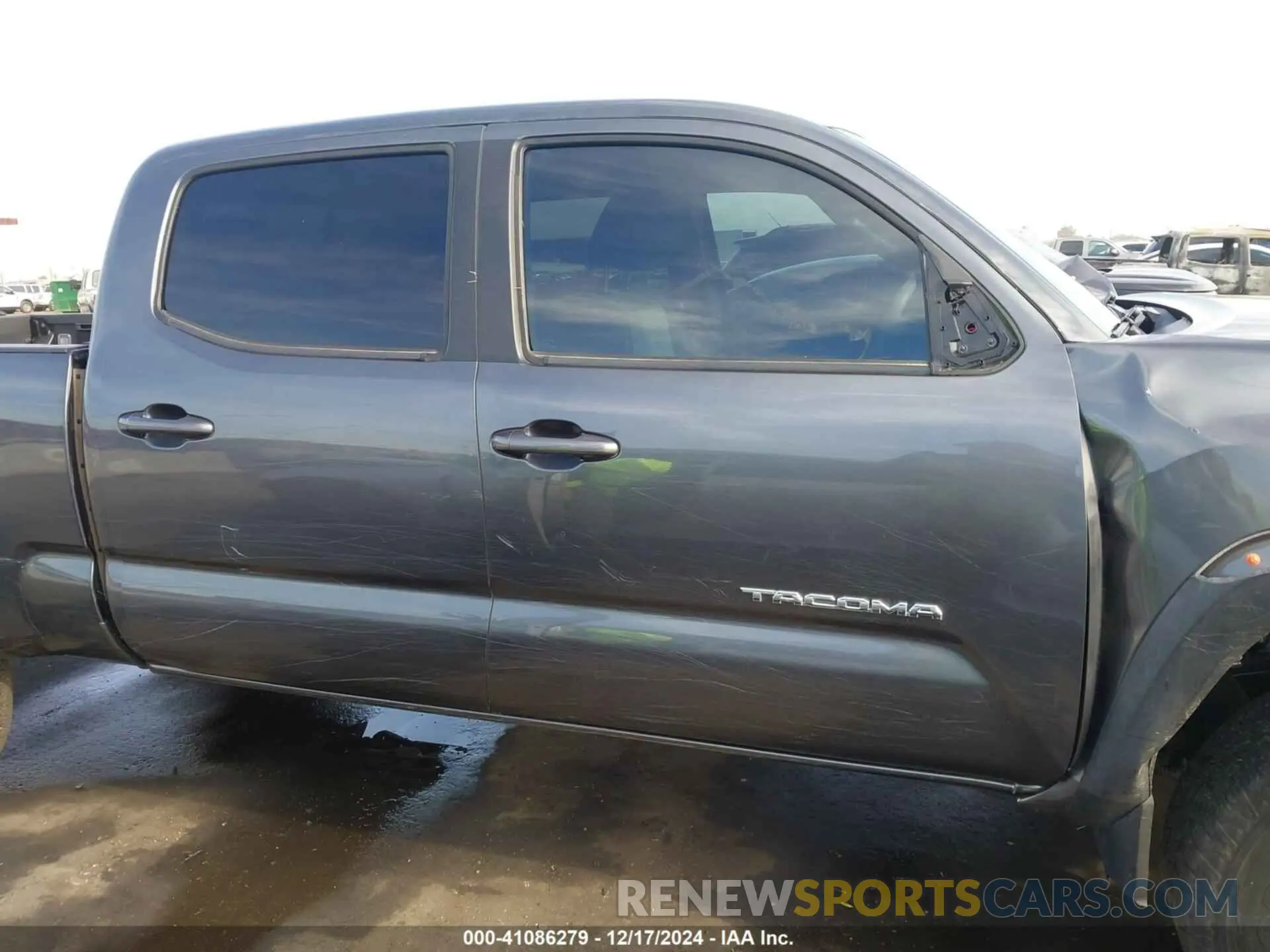 13 fotografías del automóvil dañado 3TMDZ5BN8MM103313 TOYOTA TACOMA 2021