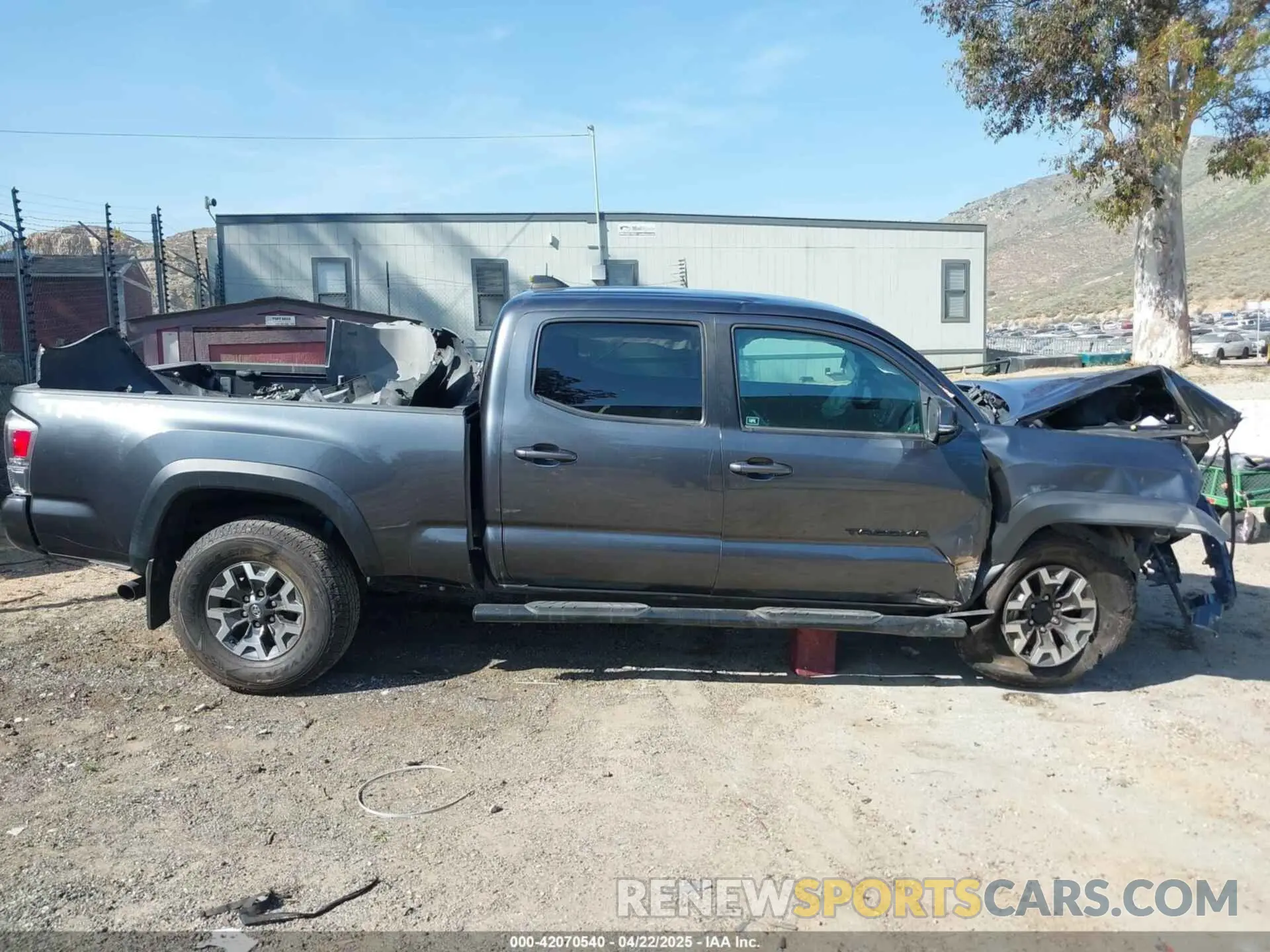 12 fotografías del automóvil dañado 3TMDZ5BN8MM117163 TOYOTA TACOMA 2021