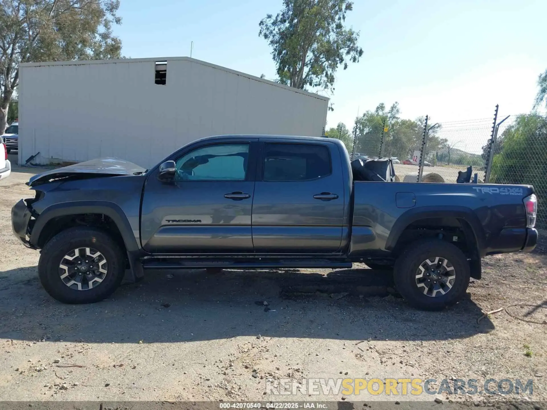 13 fotografías del automóvil dañado 3TMDZ5BN8MM117163 TOYOTA TACOMA 2021