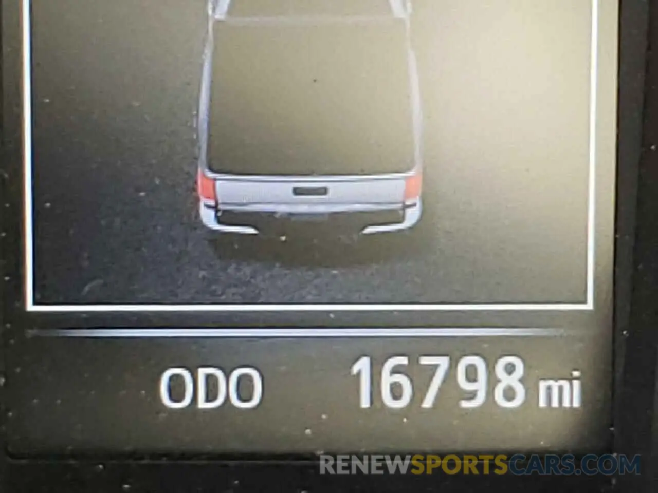8 fotografías del automóvil dañado 3TMDZ5BN9MM108116 TOYOTA TACOMA 2021