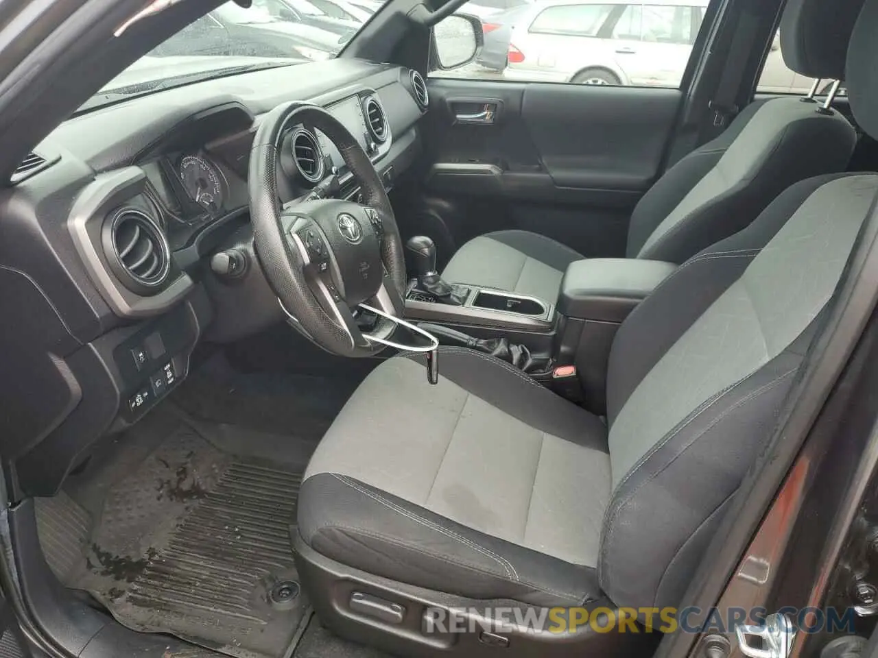 7 fotografías del automóvil dañado 3TMDZ5BN9MM110528 TOYOTA TACOMA 2021
