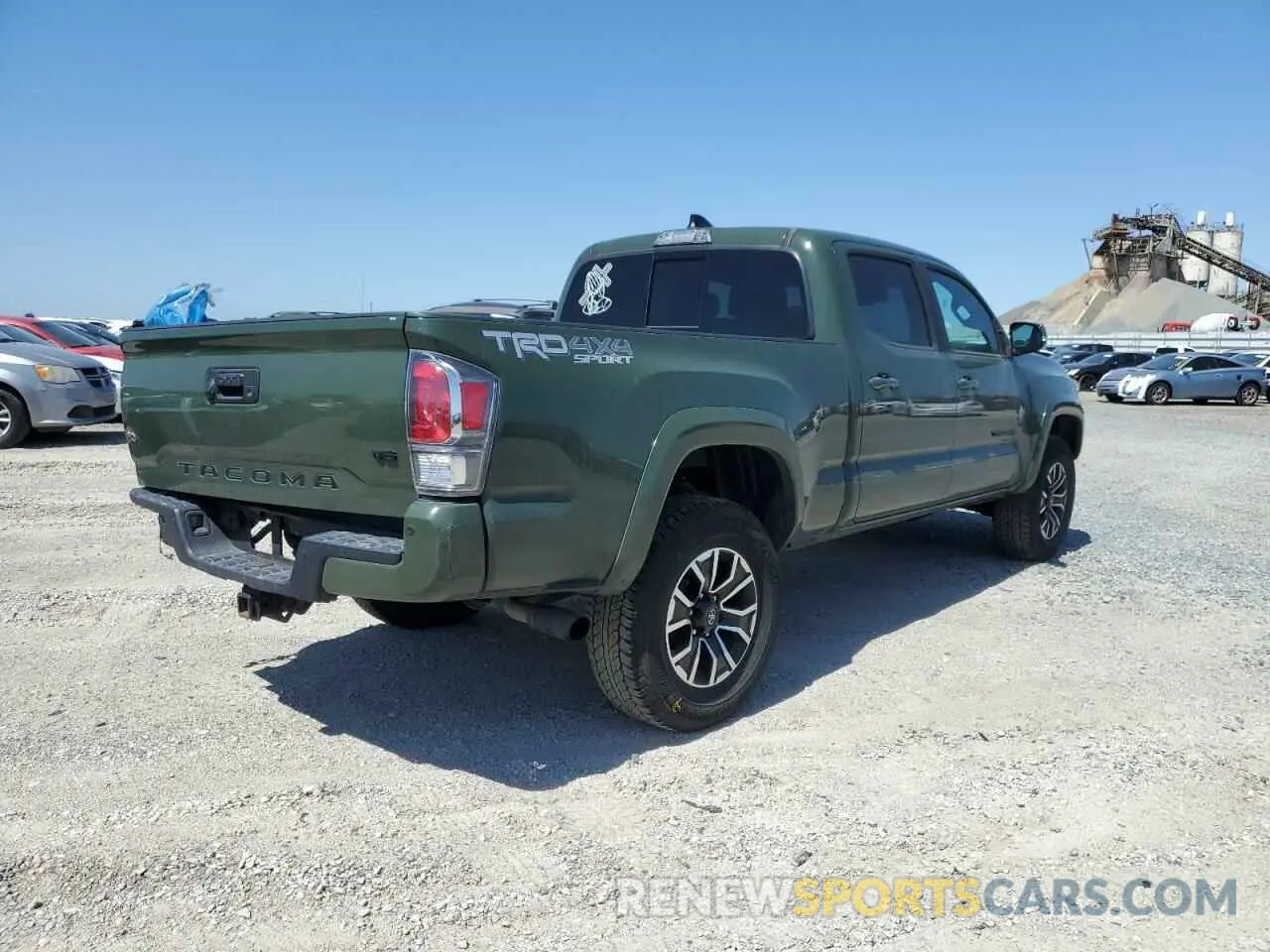 3 fotografías del automóvil dañado 3TMDZ5BN9MM115678 TOYOTA TACOMA 2021