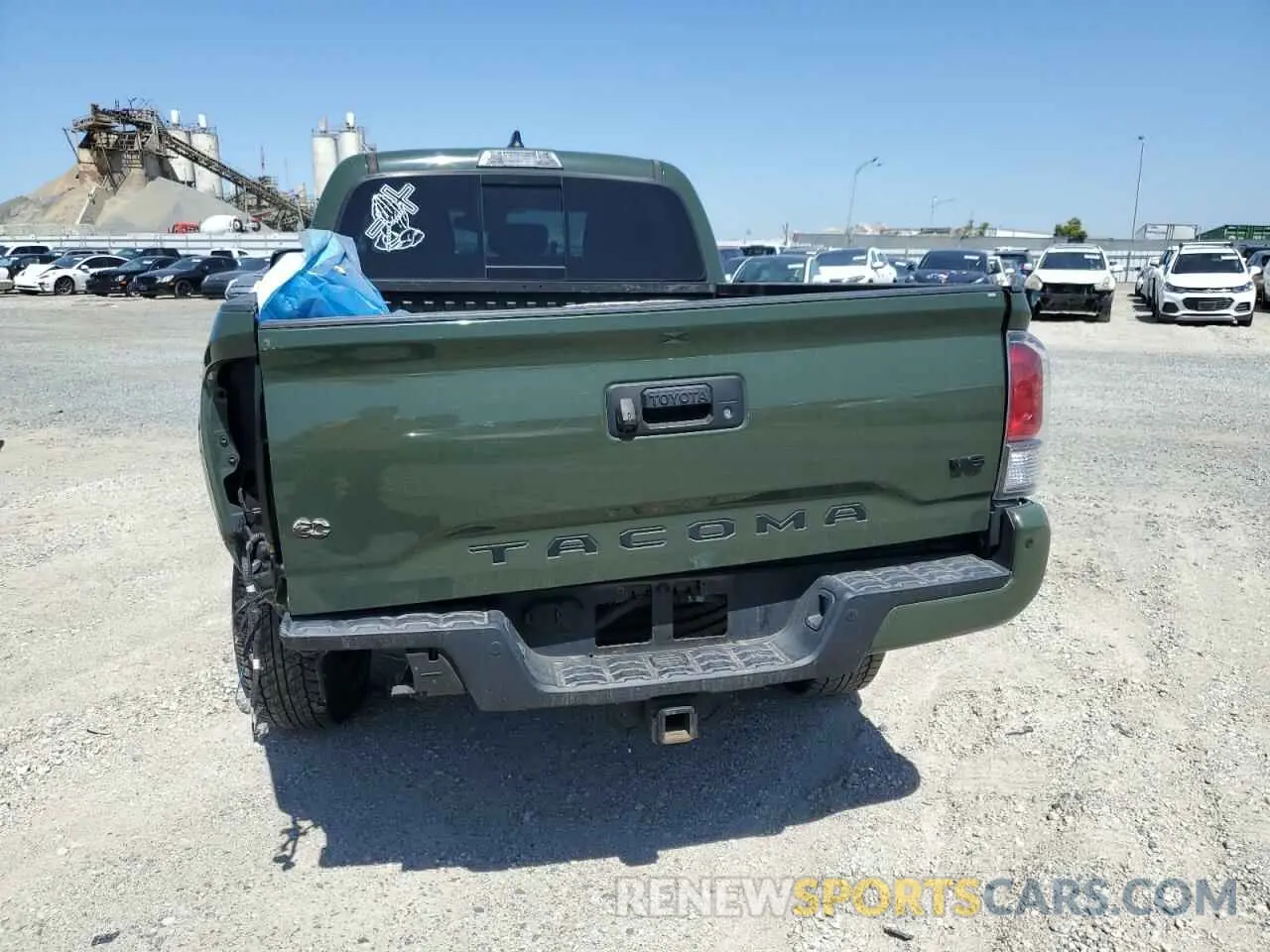 6 fotografías del automóvil dañado 3TMDZ5BN9MM115678 TOYOTA TACOMA 2021
