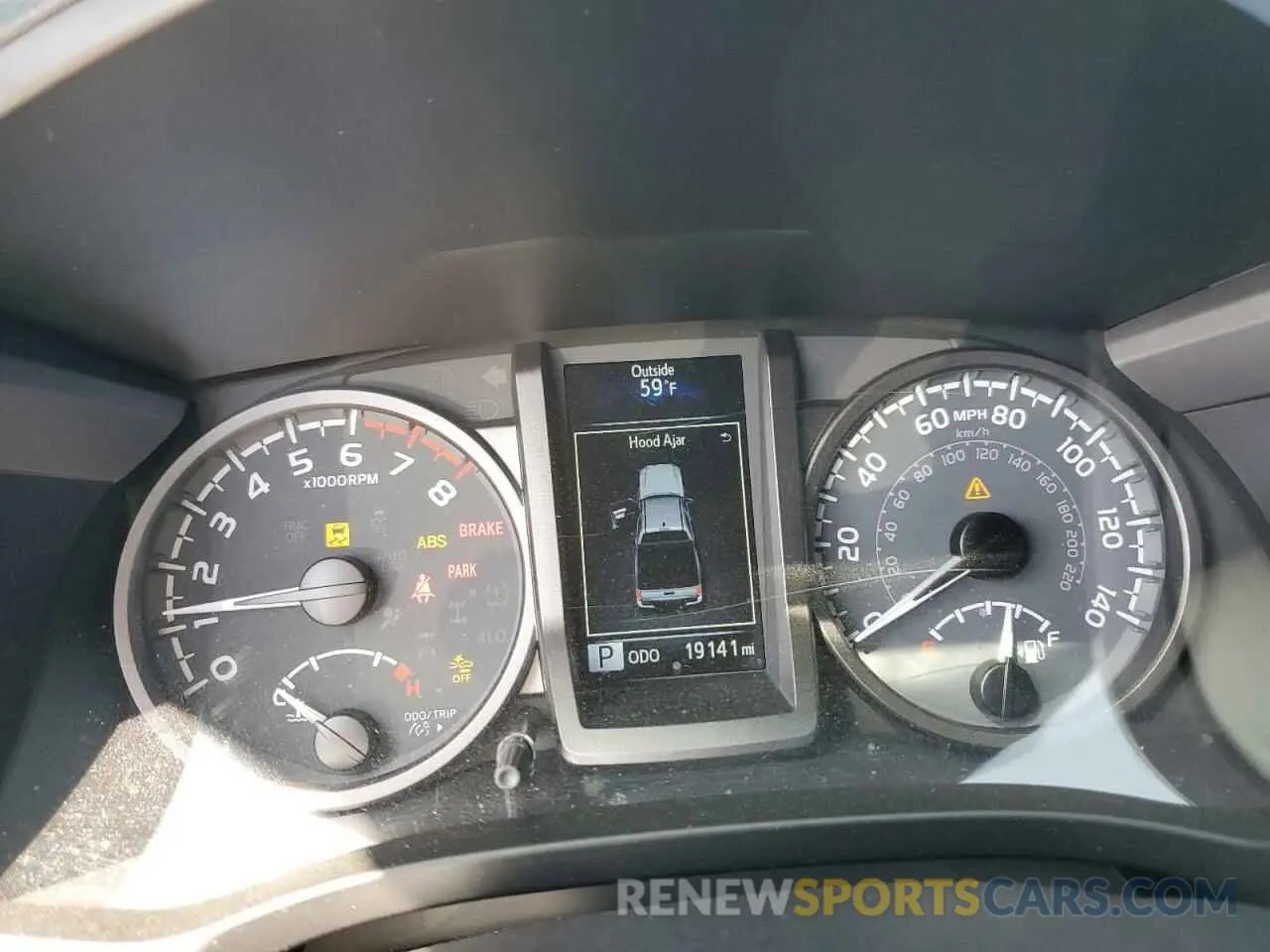 9 fotografías del automóvil dañado 3TMDZ5BN9MM116619 TOYOTA TACOMA 2021