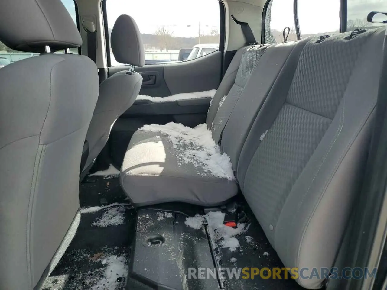 10 fotografías del automóvil dañado 3TYAX5GN0MT022828 TOYOTA TACOMA 2021