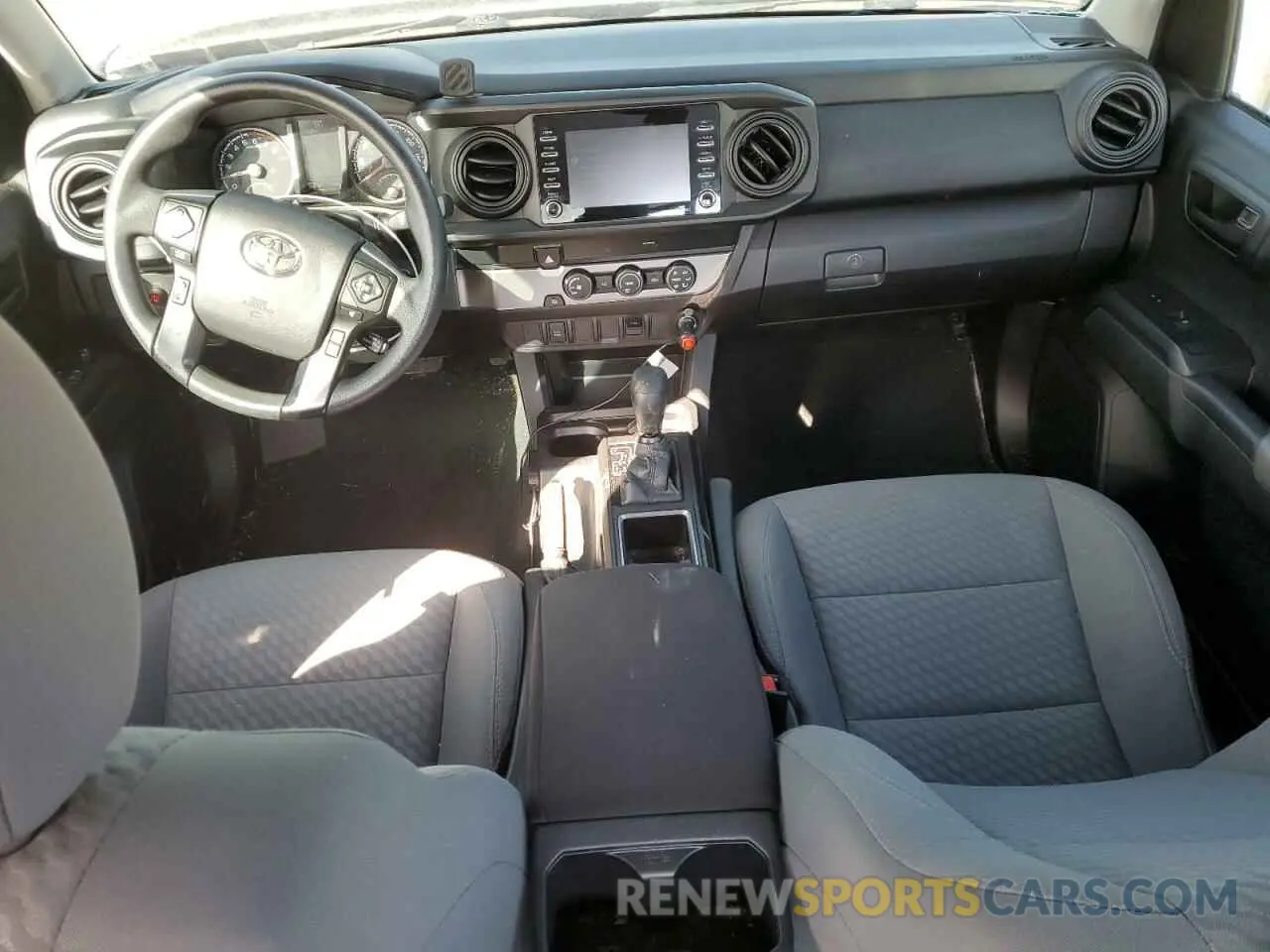 8 fotografías del automóvil dañado 3TYAX5GN0MT022828 TOYOTA TACOMA 2021