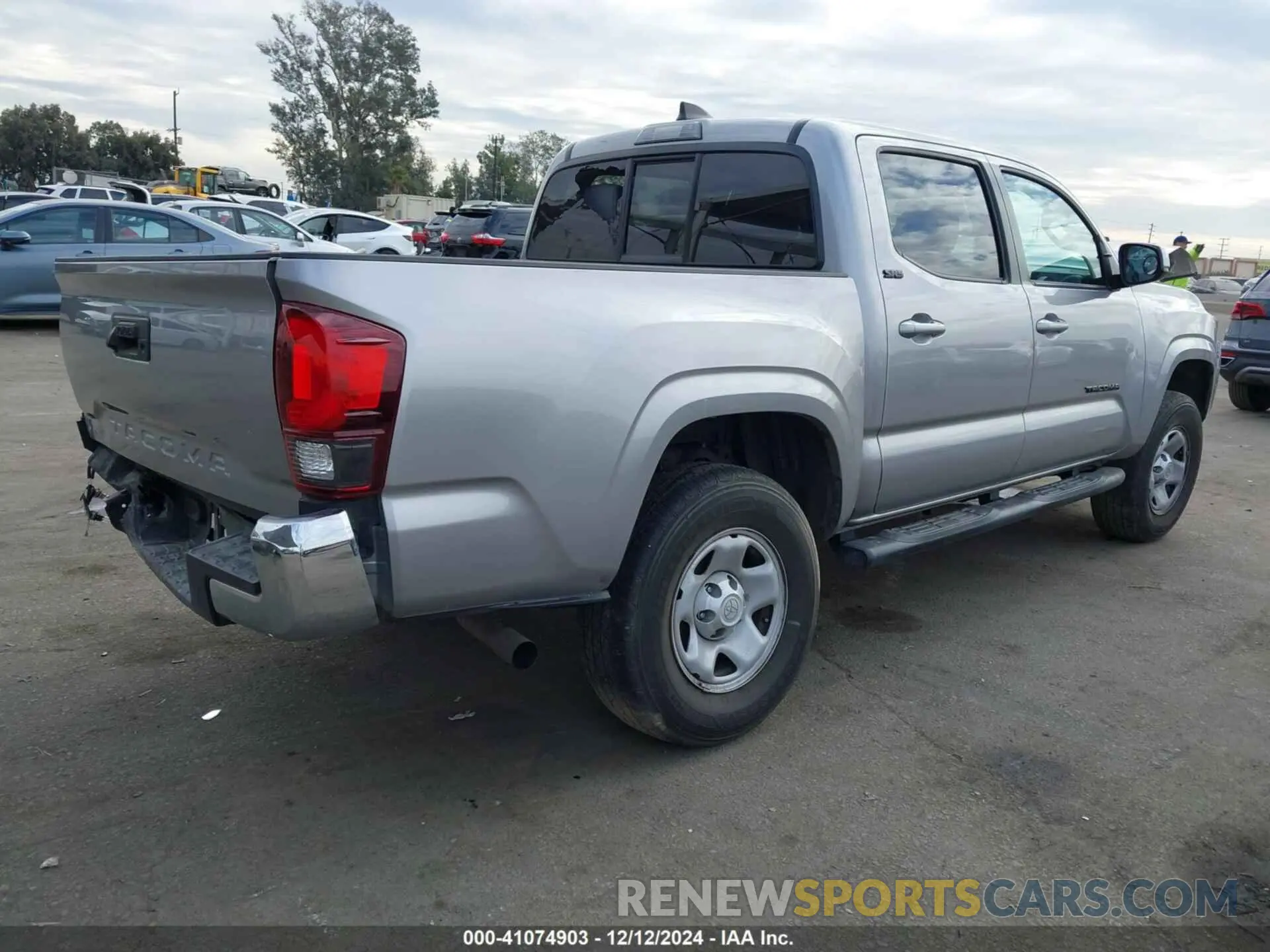 4 fotografías del automóvil dañado 3TYAX5GN1MT019873 TOYOTA TACOMA 2021