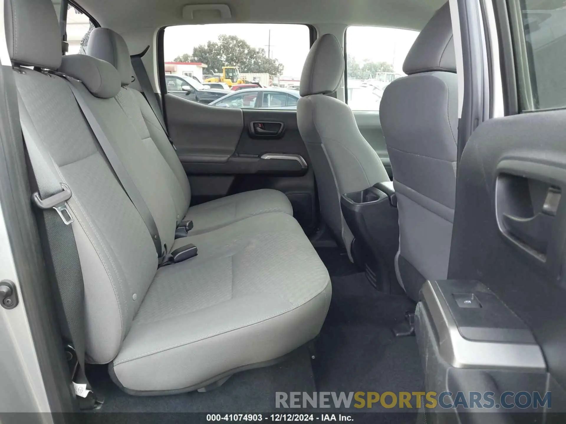 8 fotografías del automóvil dañado 3TYAX5GN1MT019873 TOYOTA TACOMA 2021