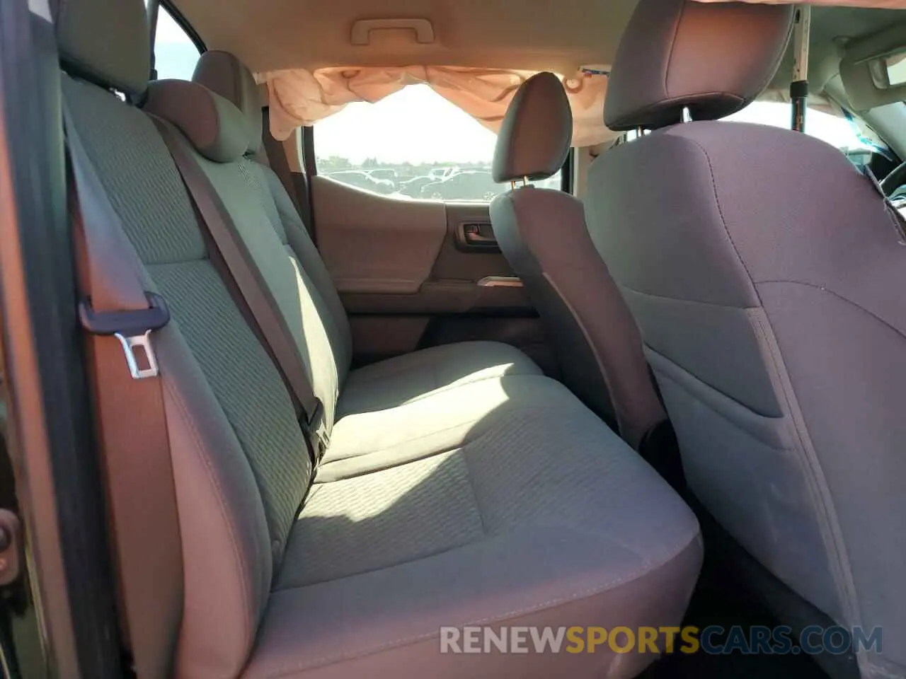 10 fotografías del automóvil dañado 3TYAX5GN2MT011703 TOYOTA TACOMA 2021
