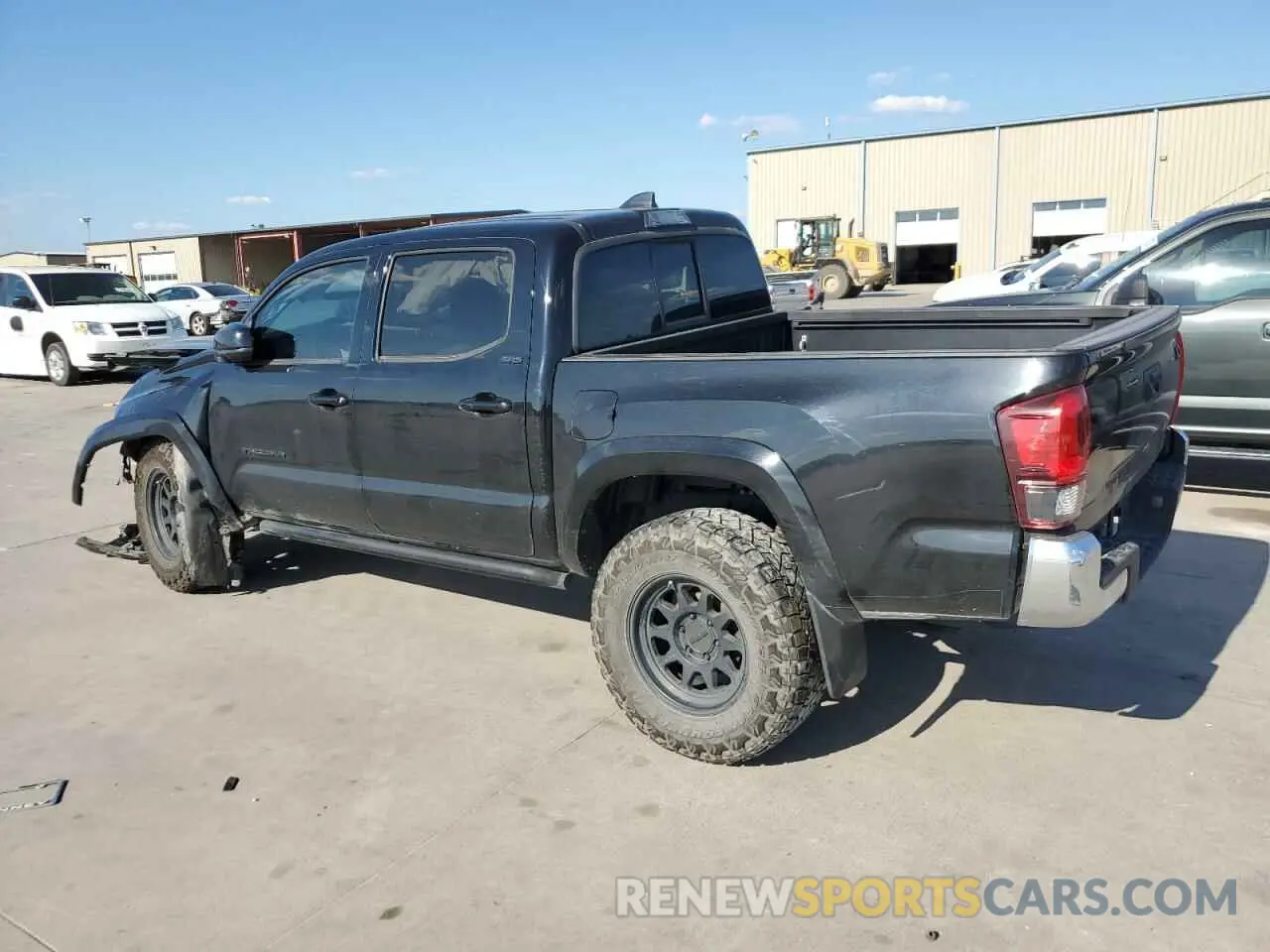 2 fotografías del automóvil dañado 3TYAX5GN2MT011703 TOYOTA TACOMA 2021
