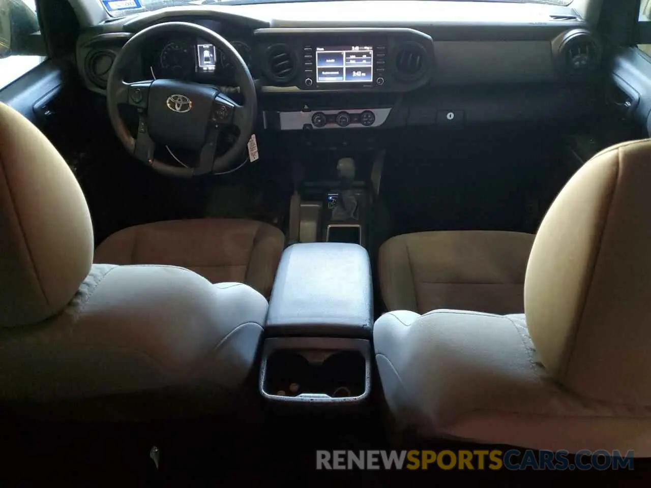 8 fotografías del automóvil dañado 3TYAX5GN3MT023892 TOYOTA TACOMA 2021