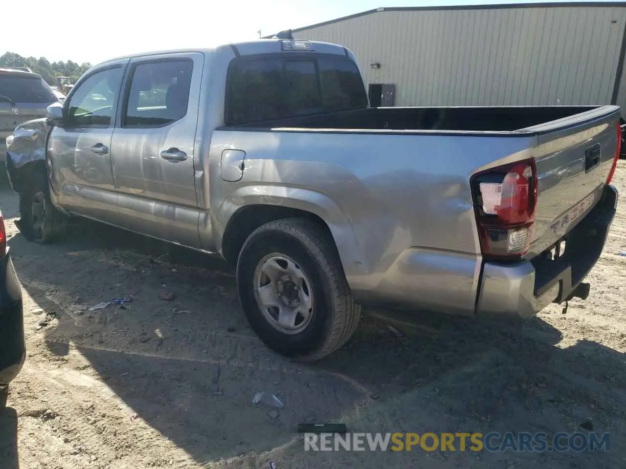 2 fotografías del automóvil dañado 3TYAX5GN4MT015364 TOYOTA TACOMA 2021