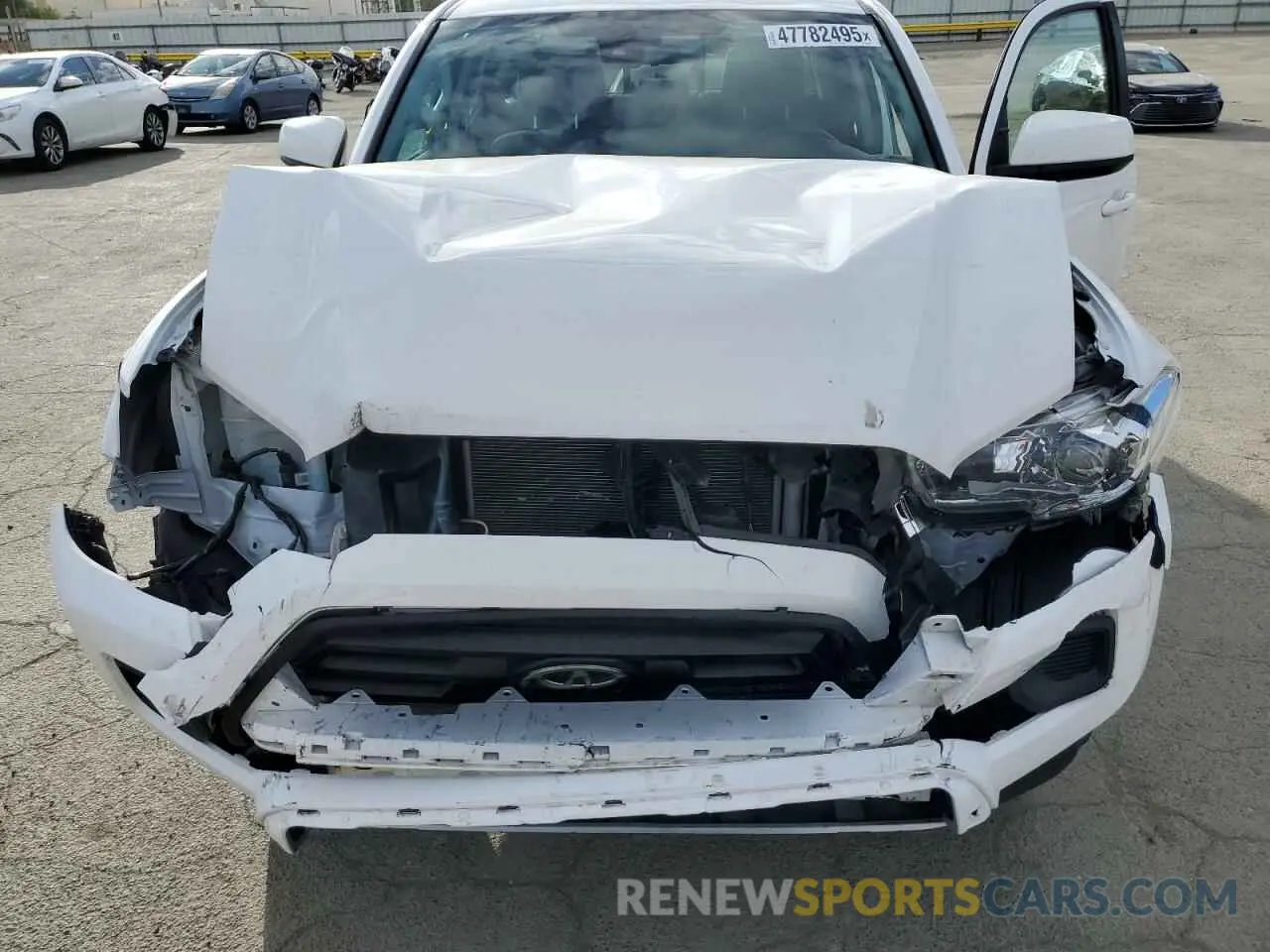 11 fotografías del automóvil dañado 3TYAX5GN6MT017570 TOYOTA TACOMA 2021