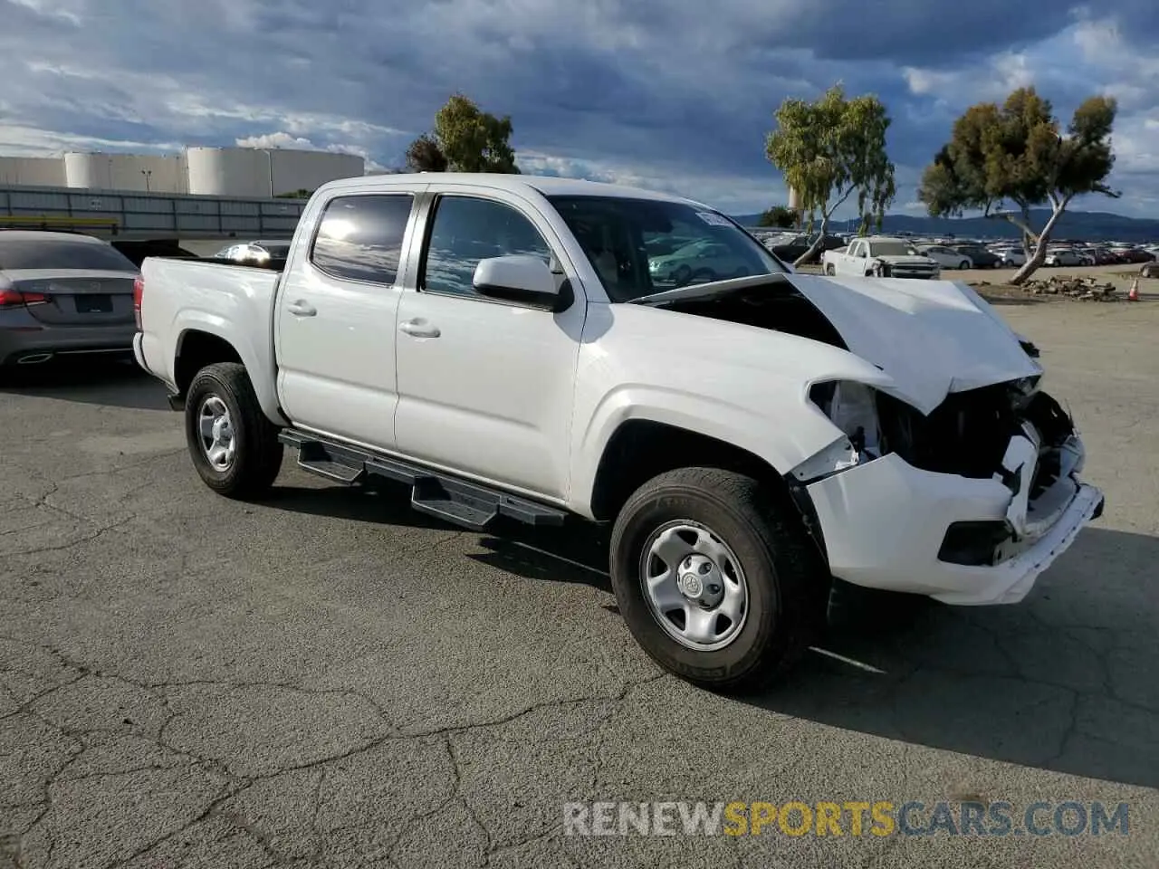 4 fotografías del automóvil dañado 3TYAX5GN6MT017570 TOYOTA TACOMA 2021