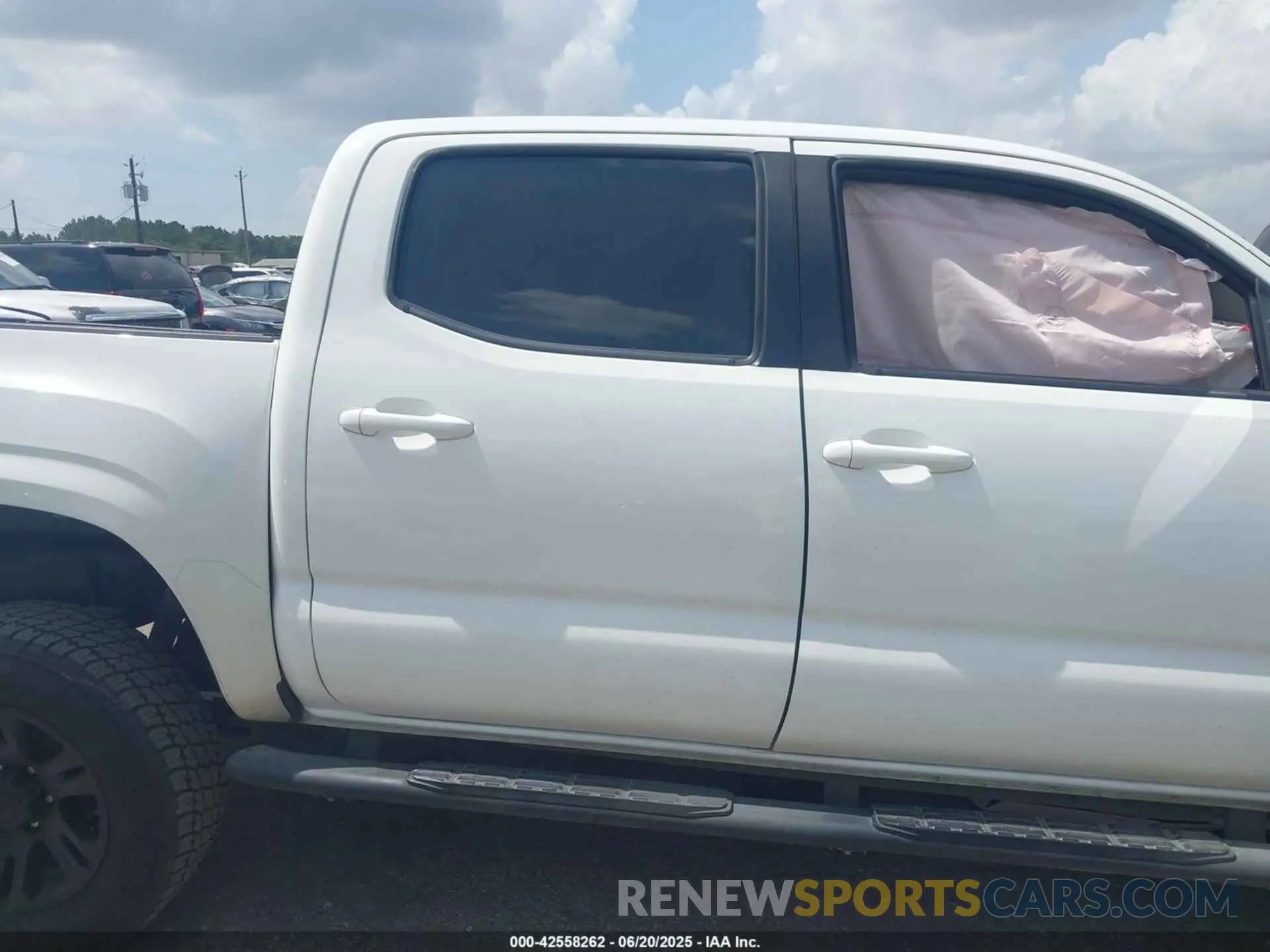 14 fotografías del automóvil dañado 3TYAX5GN7MT013575 TOYOTA TACOMA 2021