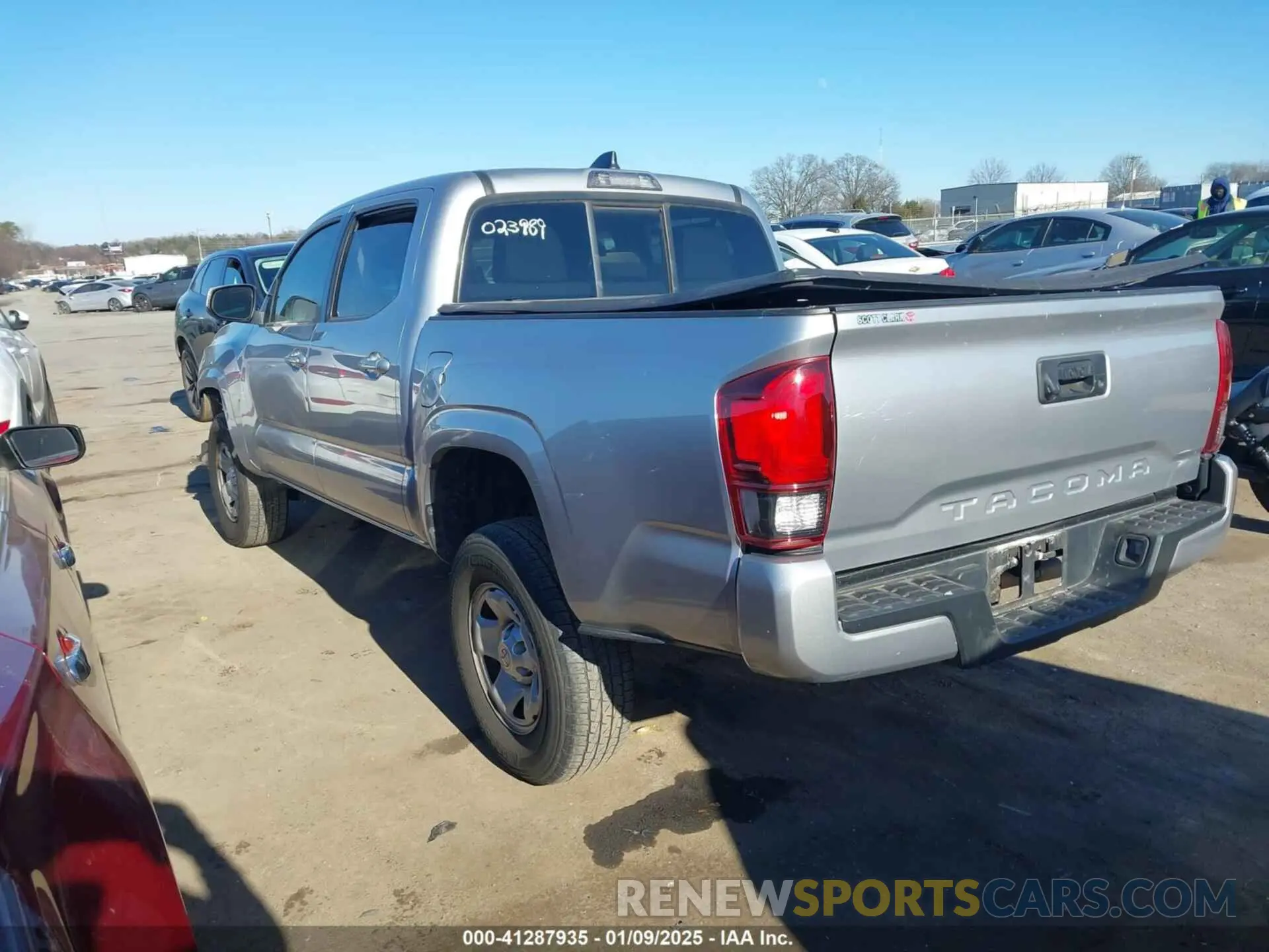 3 fotografías del automóvil dañado 3TYAX5GN7MT023989 TOYOTA TACOMA 2021