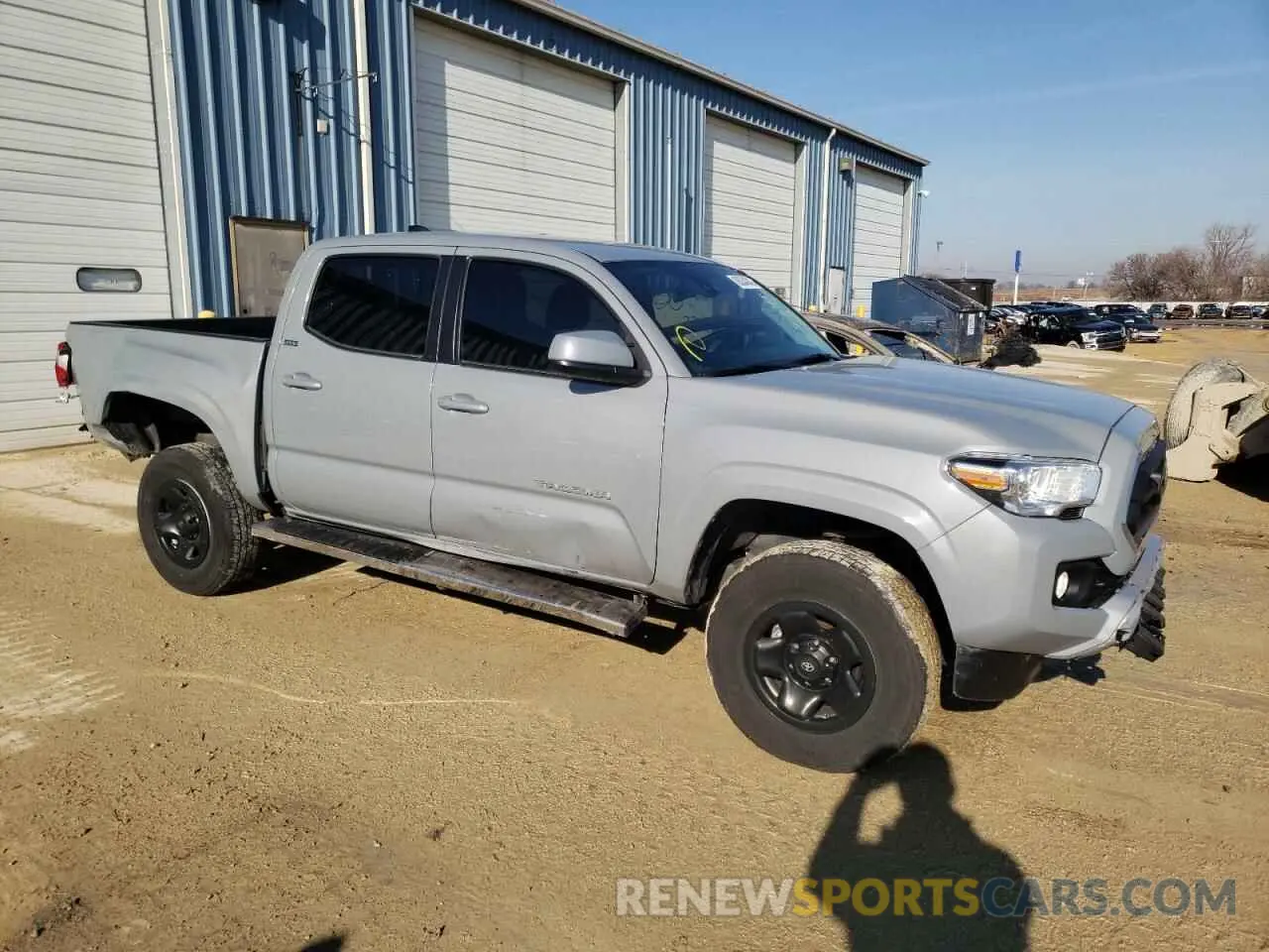 4 fotografías del automóvil dañado 3TYAX5GN8MT021782 TOYOTA TACOMA 2021