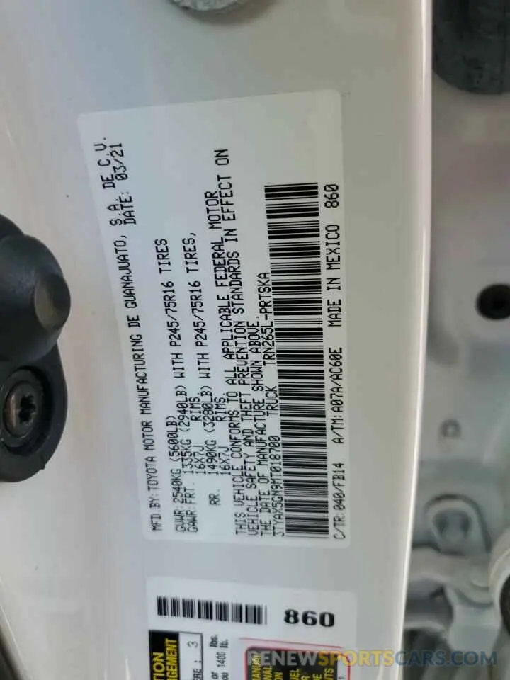 12 fotografías del automóvil dañado 3TYAX5GN9MT018700 TOYOTA TACOMA 2021