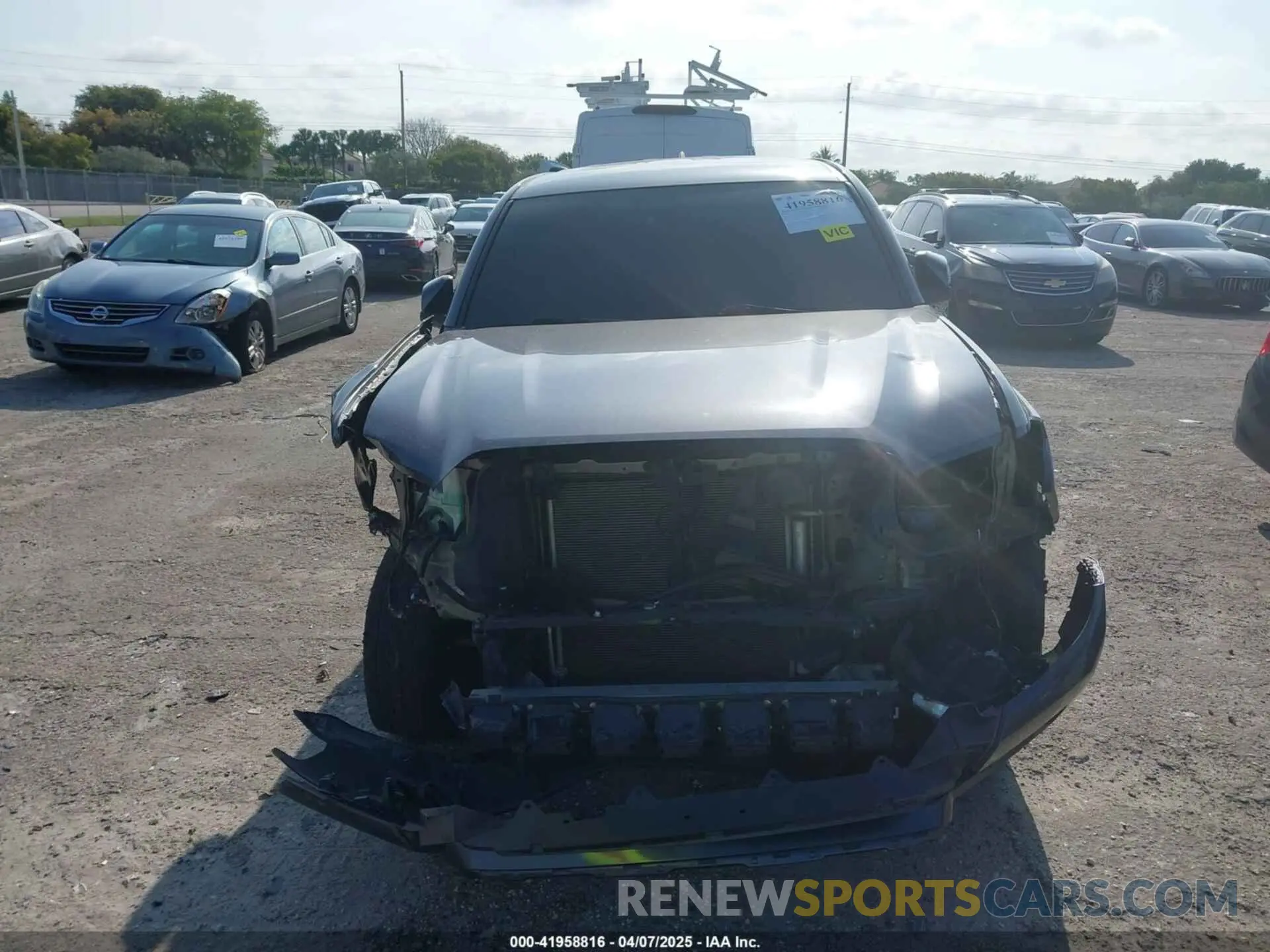 6 fotografías del automóvil dañado 3TYAX5GN9MT022049 TOYOTA TACOMA 2021