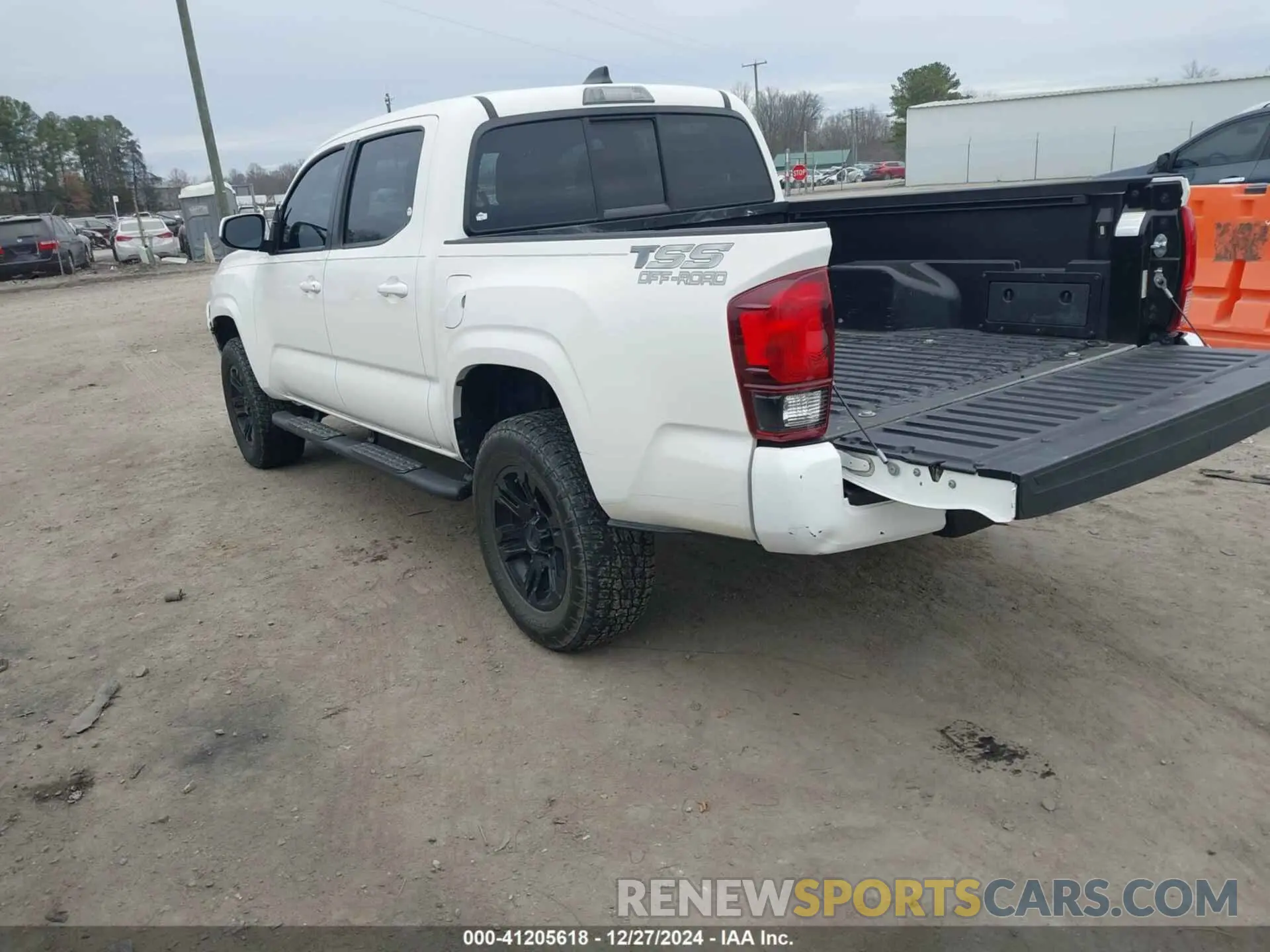 3 fotografías del automóvil dañado 3TYAX5GNXMT031083 TOYOTA TACOMA 2021
