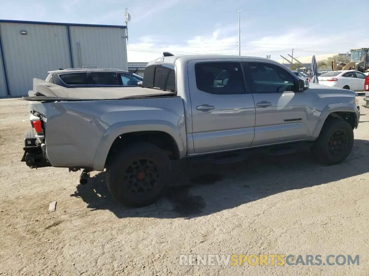 3 fotografías del automóvil dañado 3TYAZ5CN0MT003597 TOYOTA TACOMA 2021