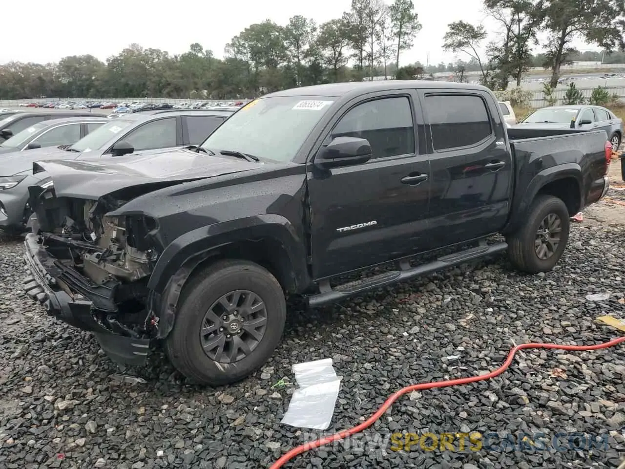 1 fotografías del automóvil dañado 3TYAZ5CN6MT011896 TOYOTA TACOMA 2021