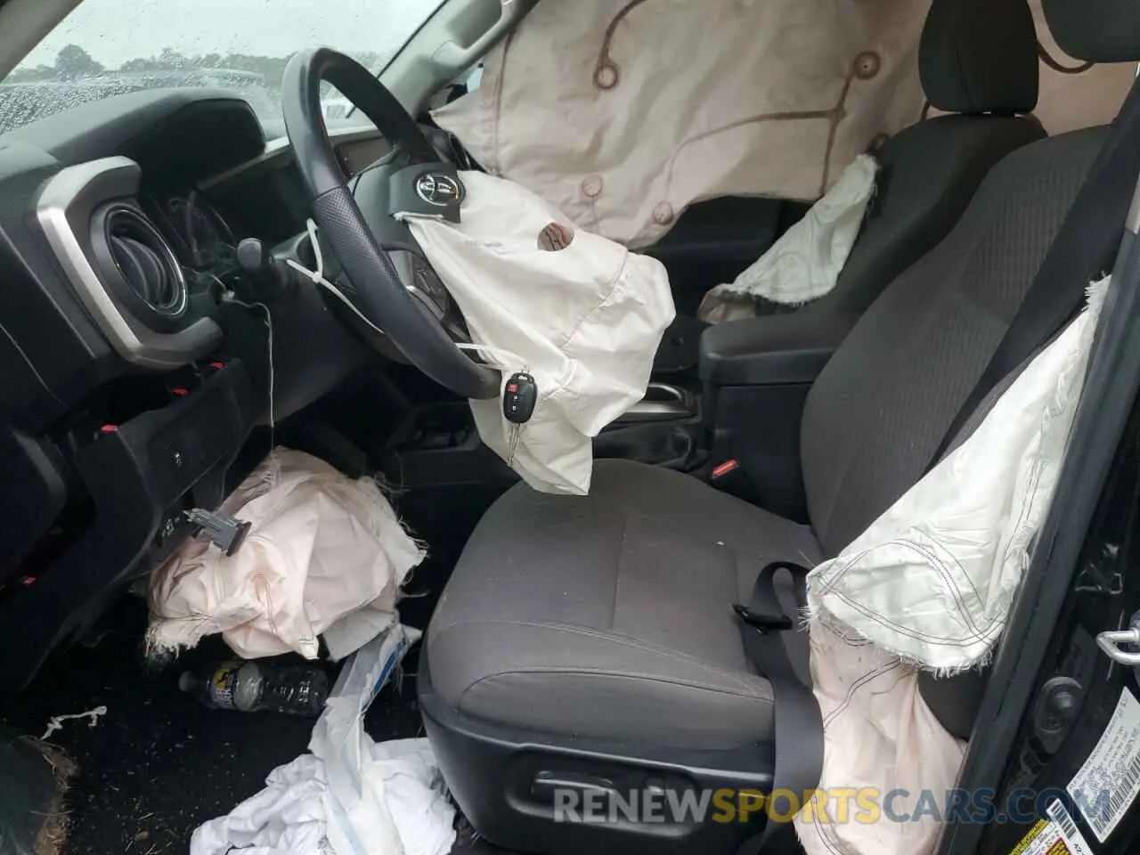 7 fotografías del automóvil dañado 3TYAZ5CN6MT011896 TOYOTA TACOMA 2021