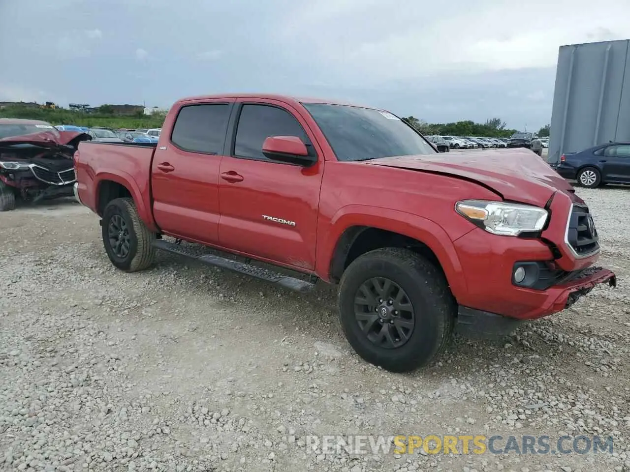 4 fotografías del automóvil dañado 3TYAZ5CN6MT012675 TOYOTA TACOMA 2021
