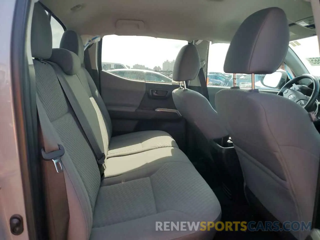 10 fotografías del automóvil dañado 3TYBZ5DN7MT001140 TOYOTA TACOMA 2021