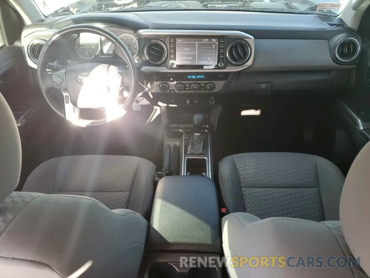 8 fotografías del automóvil dañado 3TYCZ5AN0MT038541 TOYOTA TACOMA 2021