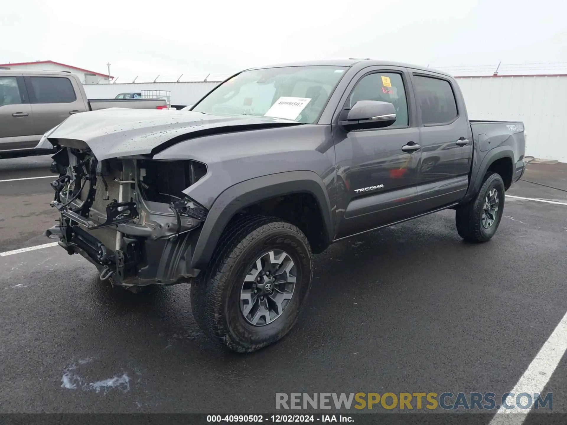 2 fotografías del automóvil dañado 3TYCZ5AN1MT052481 TOYOTA TACOMA 2021