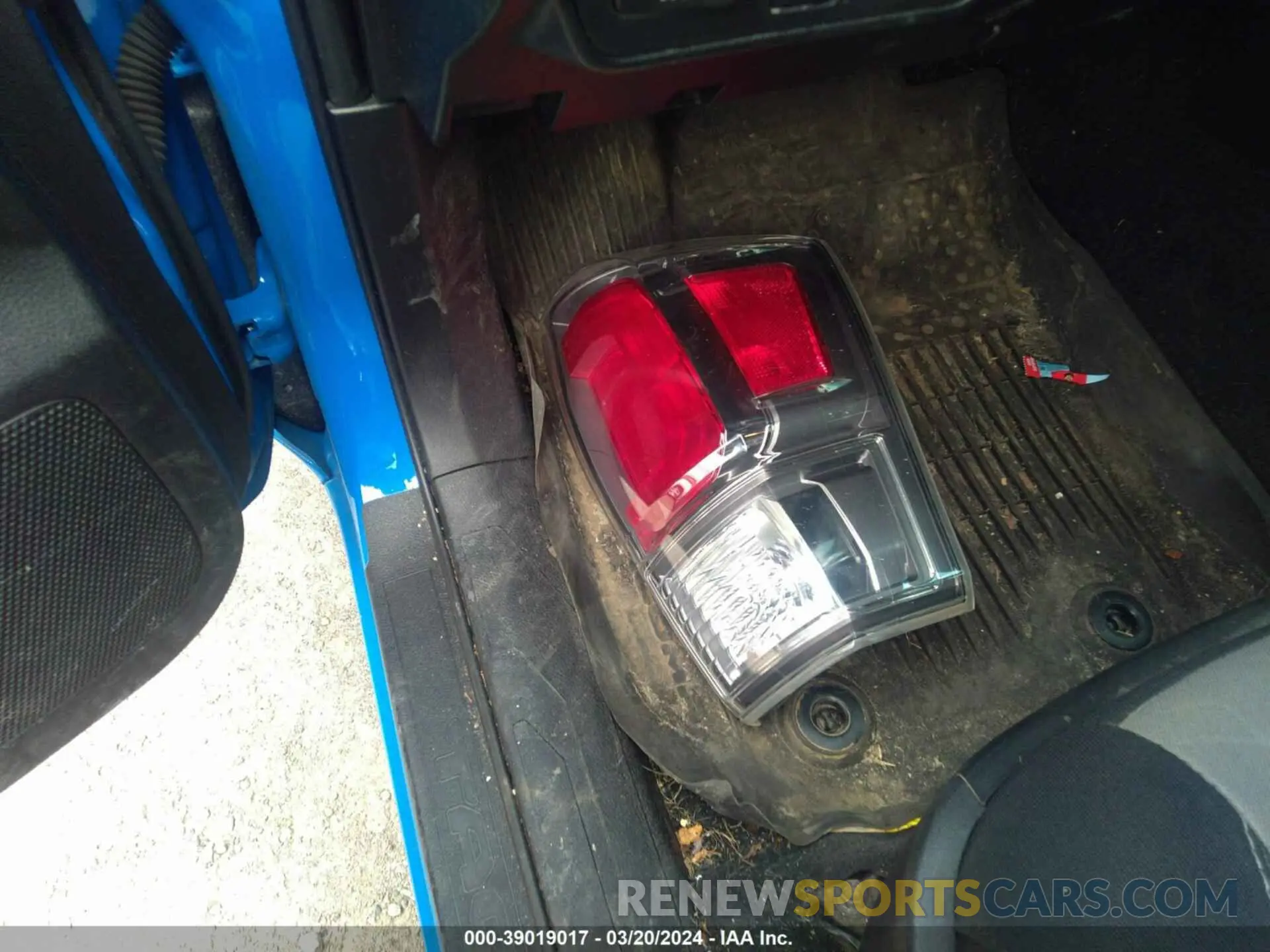 12 fotografías del automóvil dañado 3TYCZ5AN2MT022910 TOYOTA TACOMA 2021