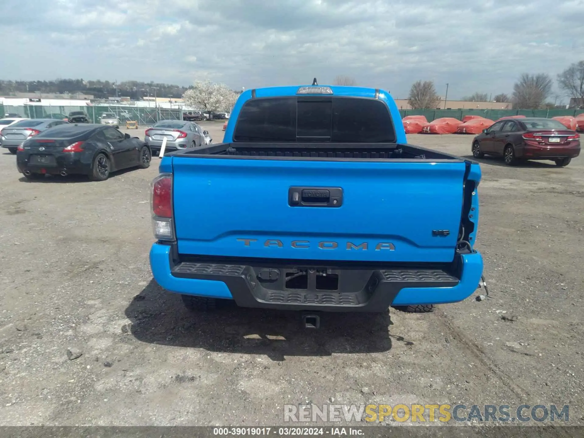 17 fotografías del automóvil dañado 3TYCZ5AN2MT022910 TOYOTA TACOMA 2021