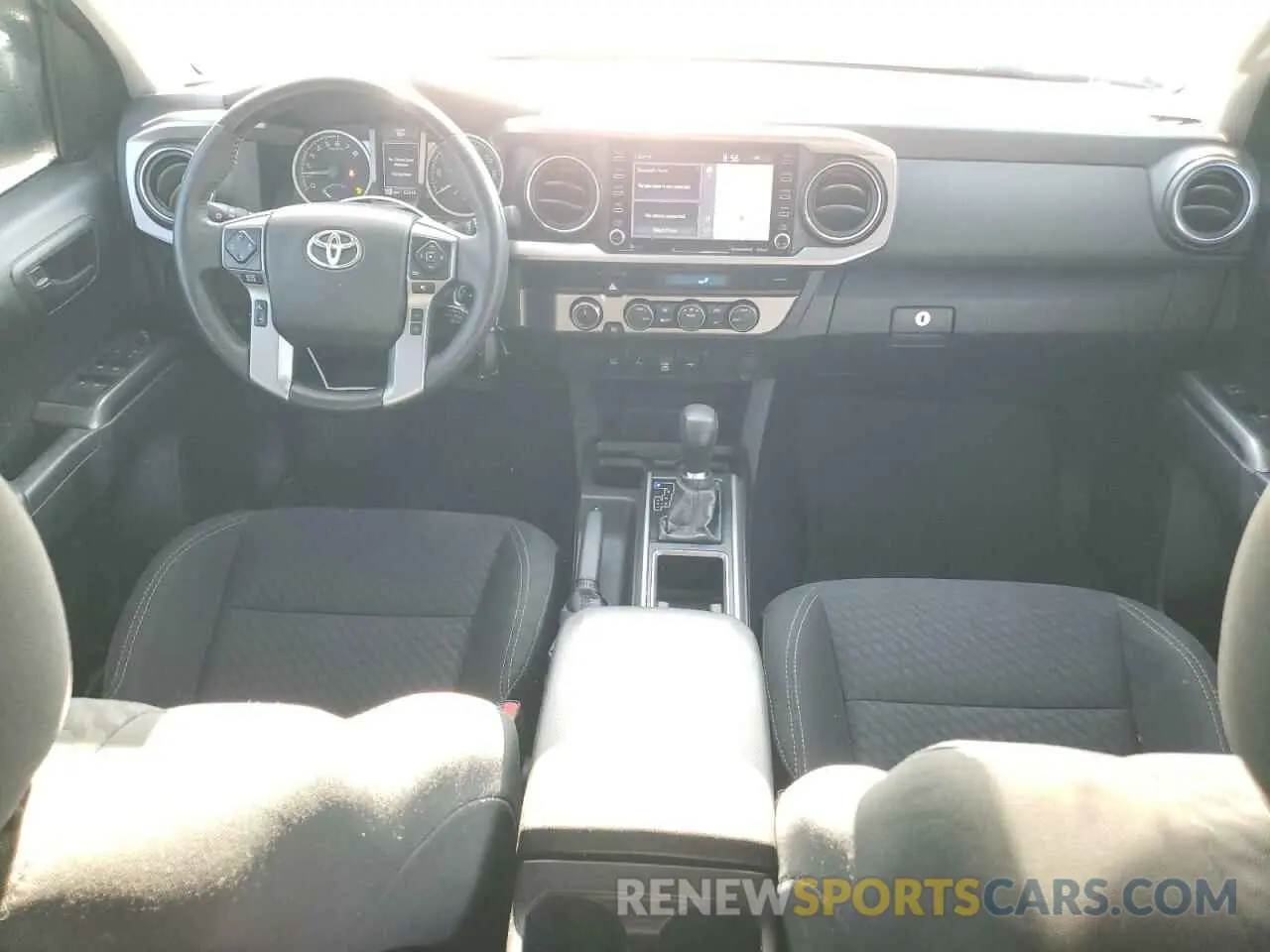 8 fotografías del automóvil dañado 3TYCZ5AN2MT027654 TOYOTA TACOMA 2021