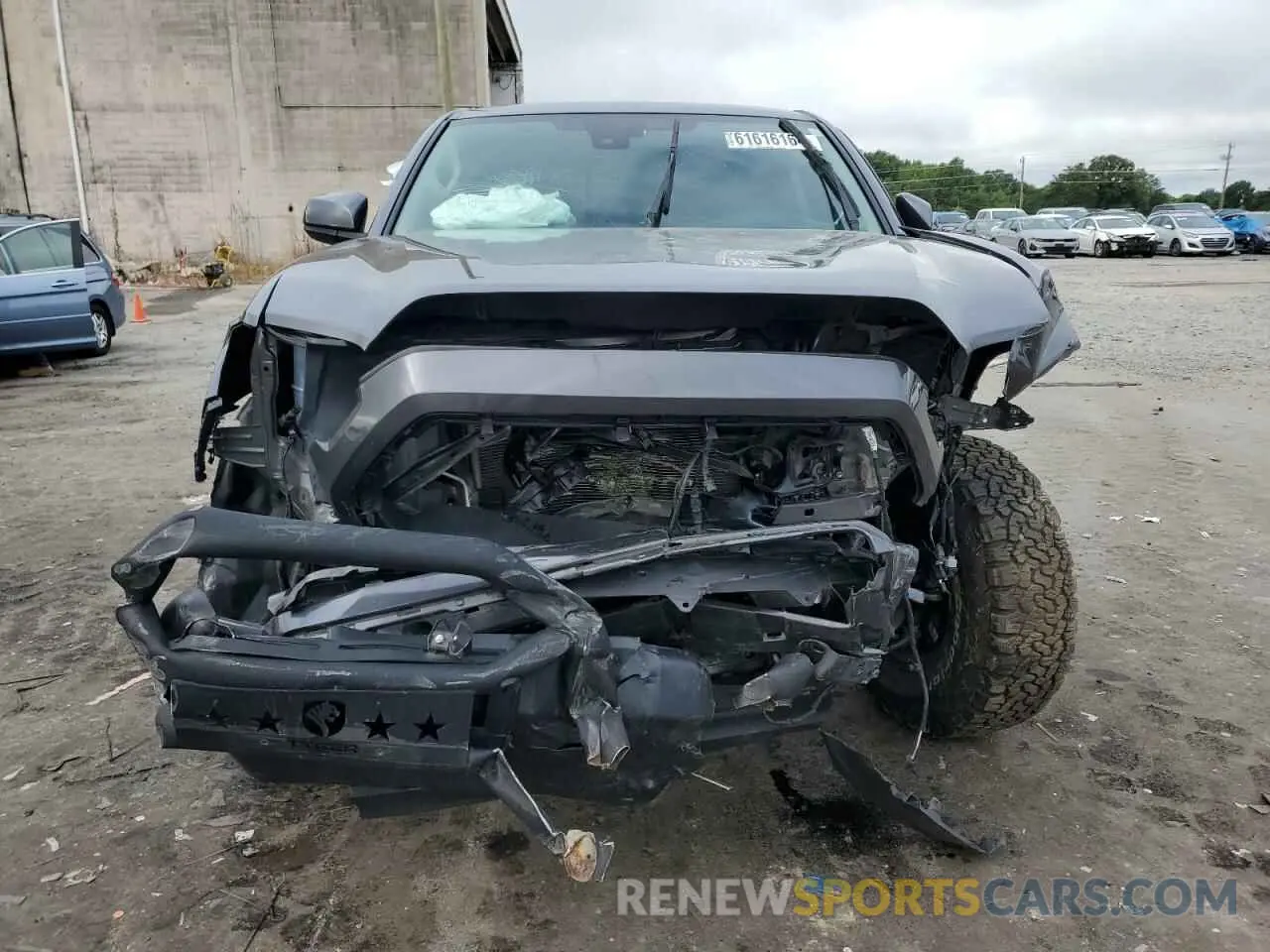 5 fotografías del automóvil dañado 3TYCZ5AN3MT029090 TOYOTA TACOMA 2021