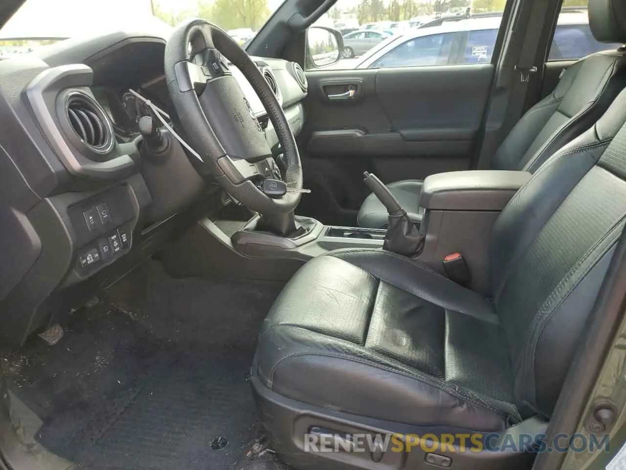 7 fotografías del automóvil dañado 3TYCZ5AN3MT049646 TOYOTA TACOMA 2021