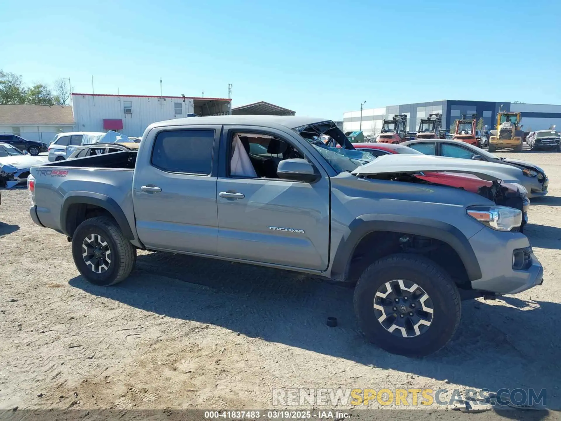 12 fotografías del automóvil dañado 3TYCZ5AN6MT010792 TOYOTA TACOMA 2021