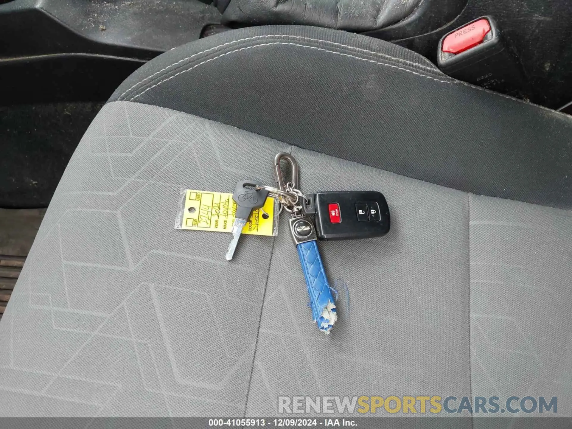 11 fotografías del automóvil dañado 3TYCZ5AN6MT037149 TOYOTA TACOMA 2021